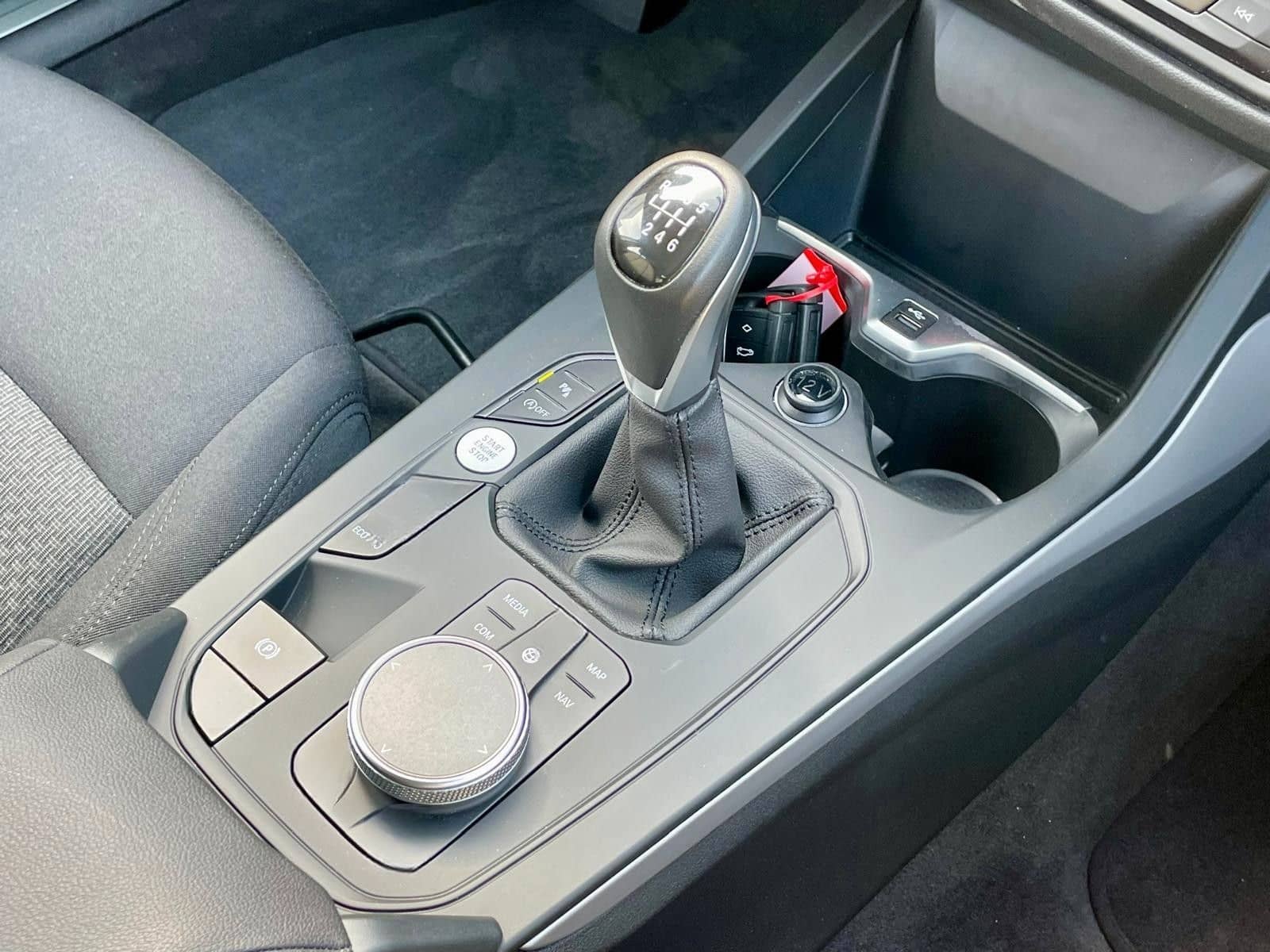 BMW 116i Advantage *SHZ*LHZ*NAVIGATION*CARPLAY* foto 21