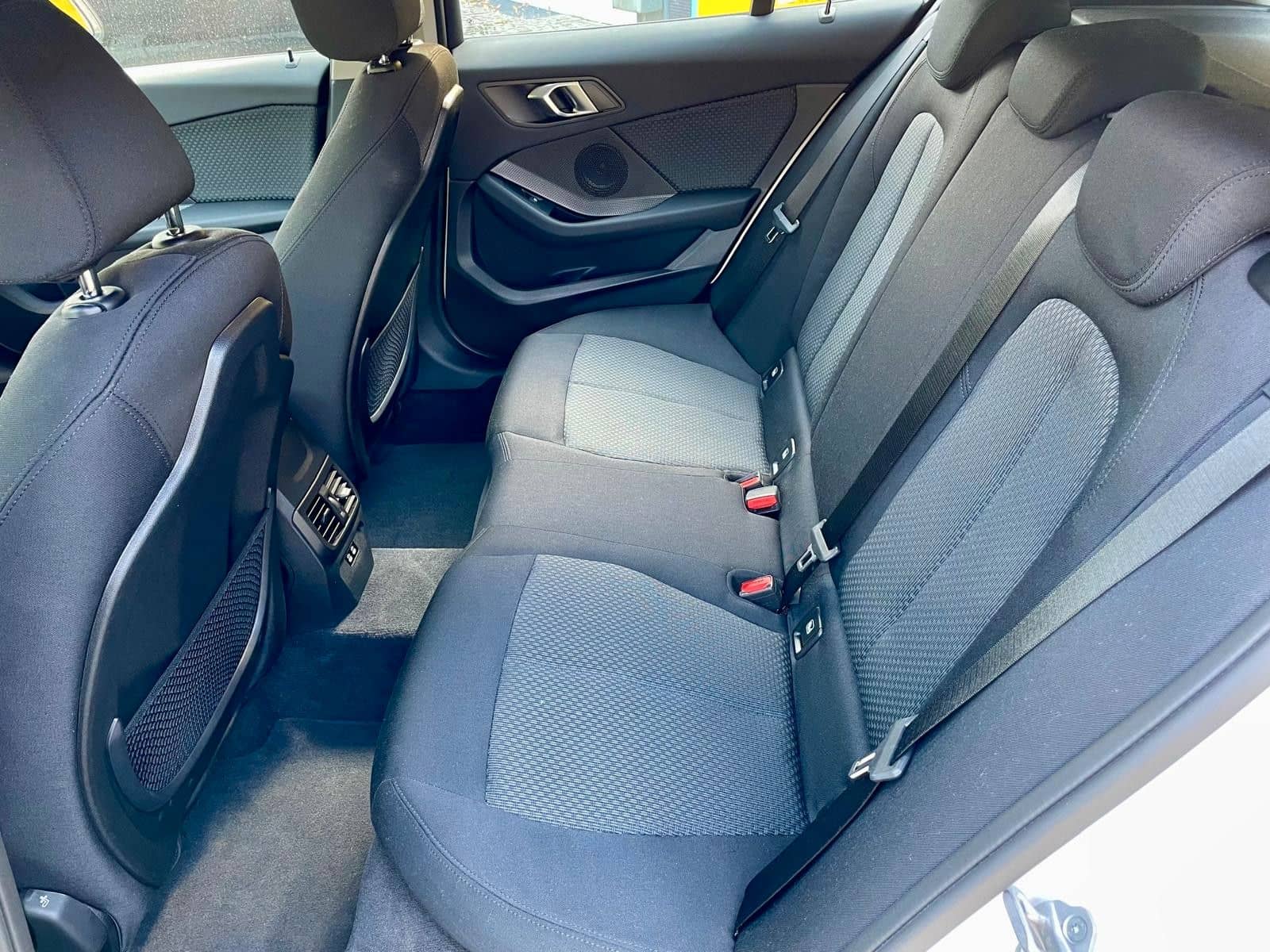 BMW 116i Advantage *SHZ*LHZ*NAVIGATION*CARPLAY* foto 25