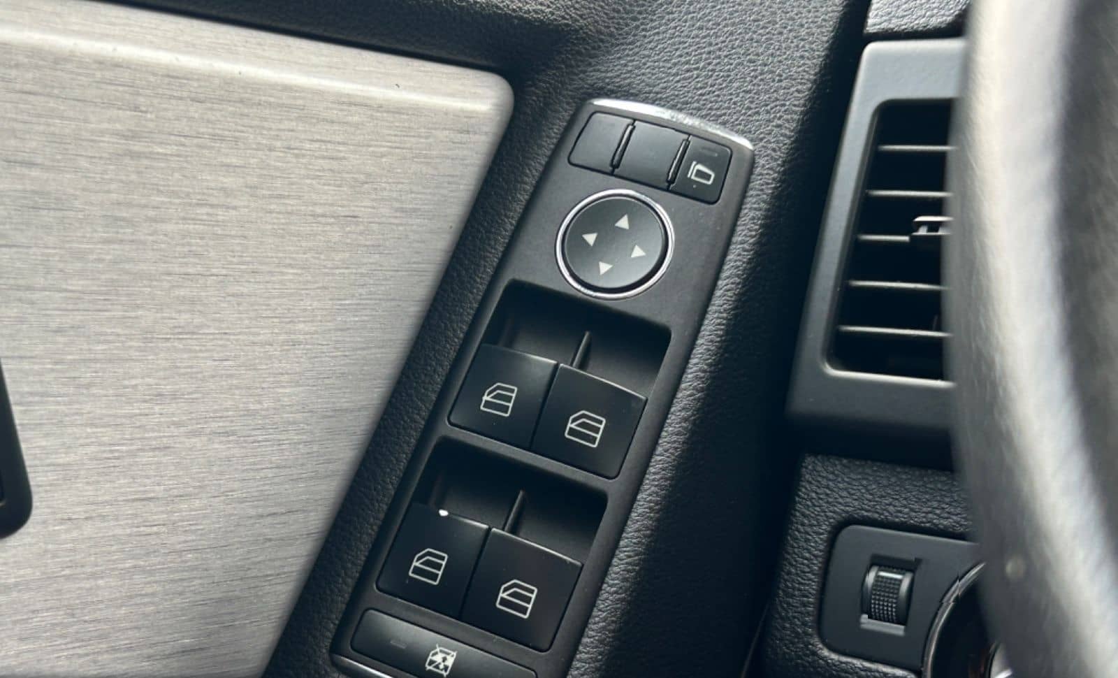 Mercedes-Benz GLK 350 I 4MATIC I PANO I NAVI I TEMP I SHZ foto 25