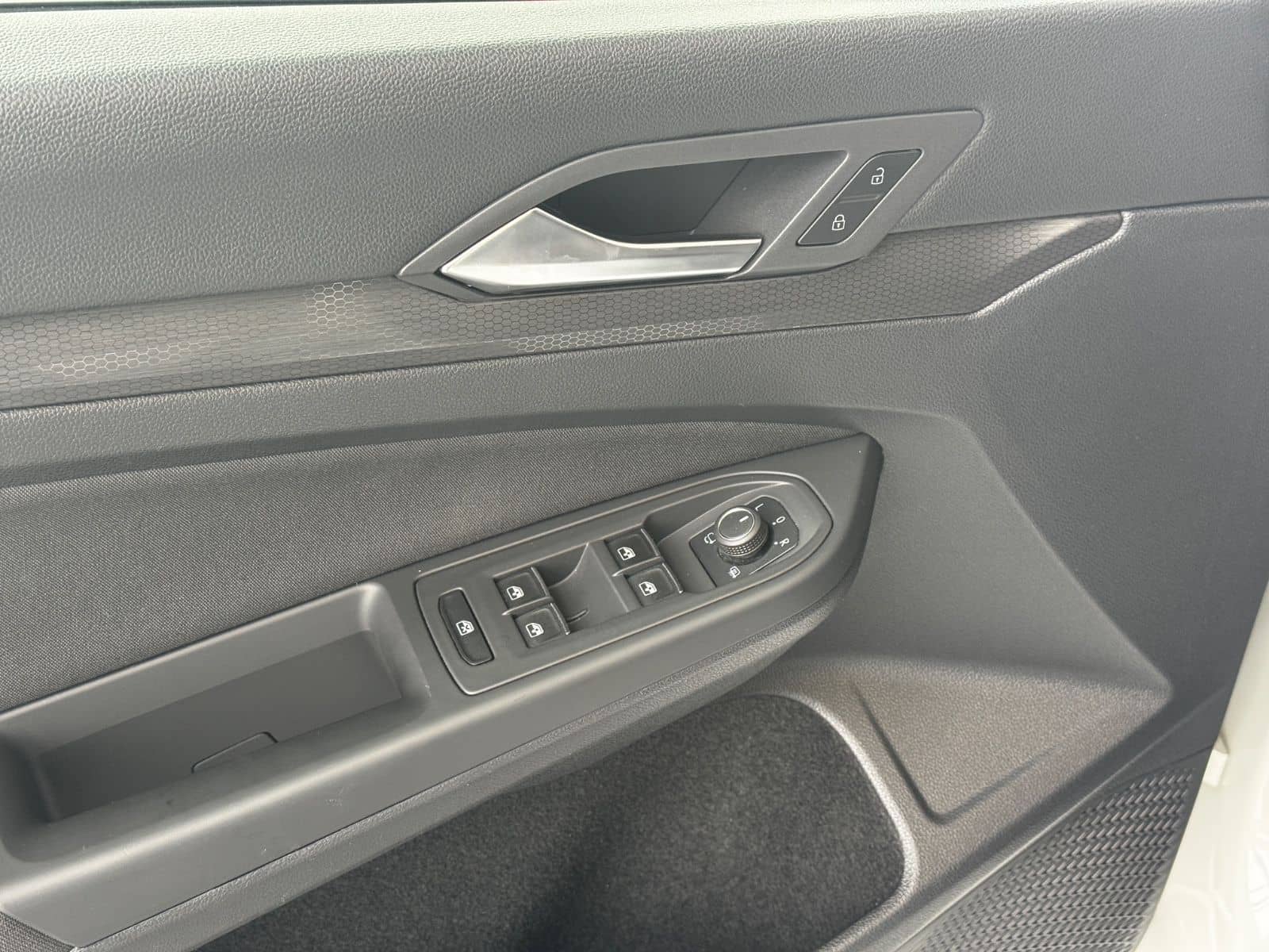 Volkswagen Golf VIII Lim GTI Clubsport 2.0 TSI"Matrix/Pano" foto 10