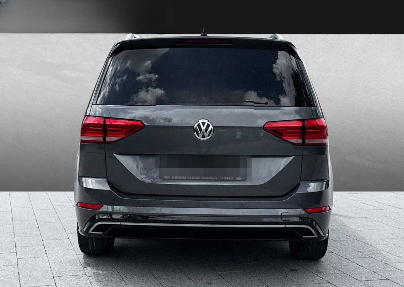 Volkswagen Touran 1.5 TSI DSG Join *R-Line* foto 7