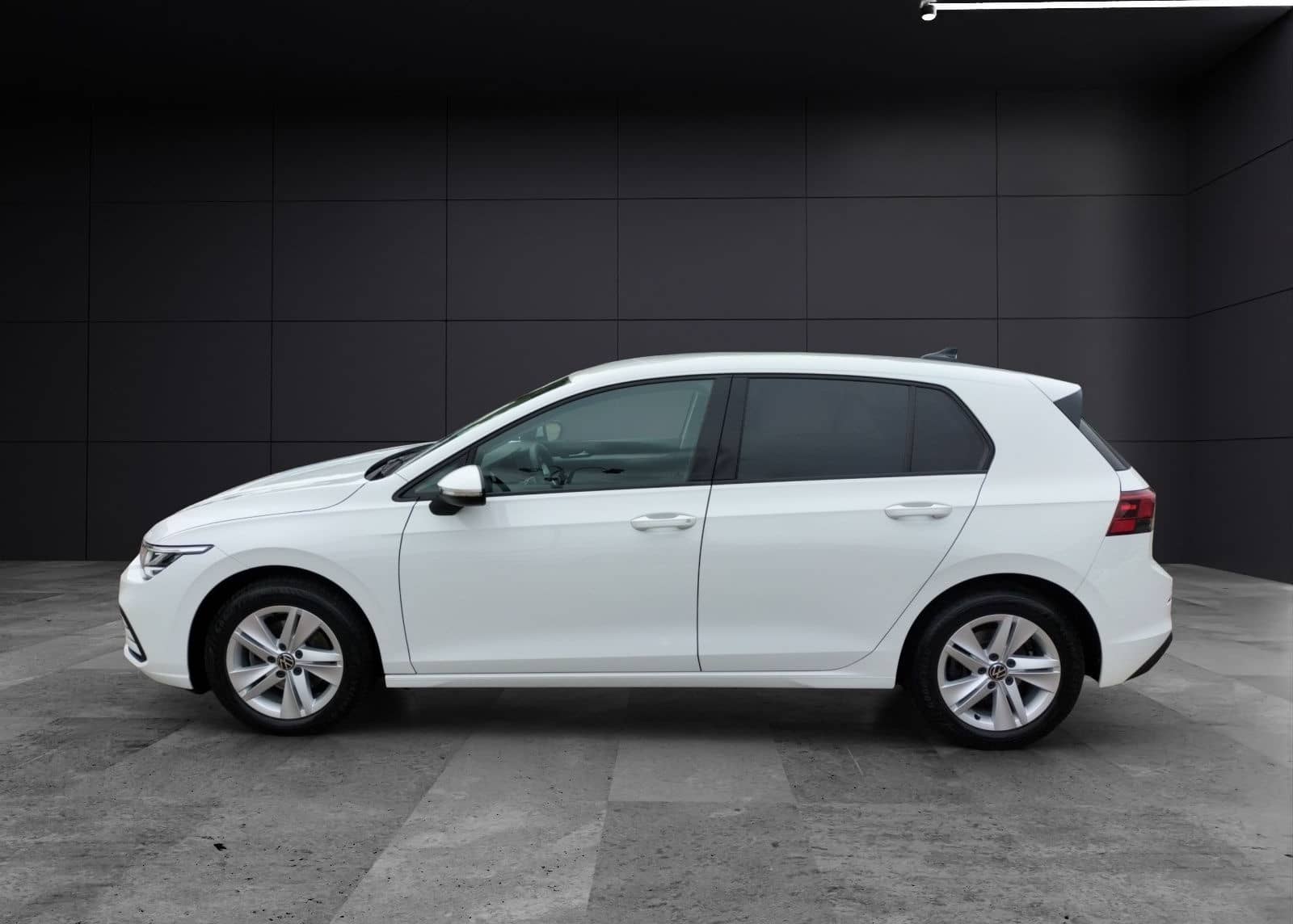 Volkswagen Golf VIII TDI Life DSG LED Navi AID ACC PDC SH foto 2