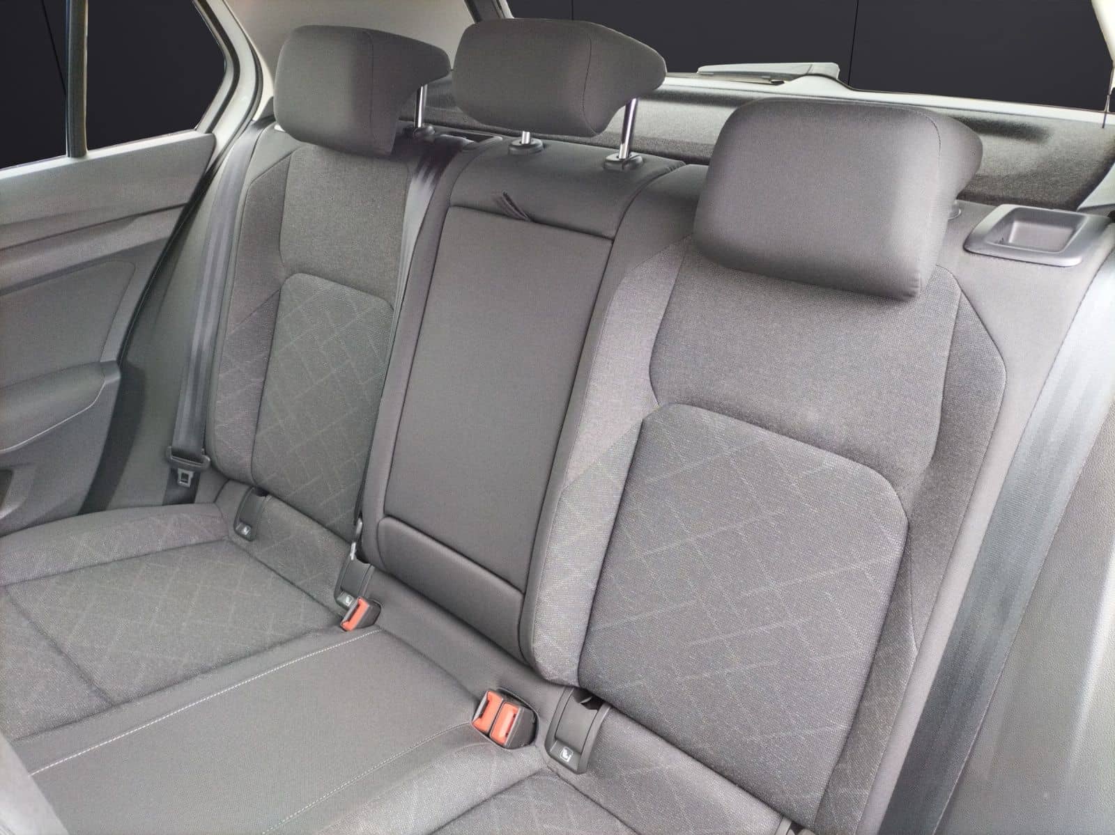 Volkswagen Golf VIII TDI Life DSG LED Navi AID ACC PDC SH foto 11