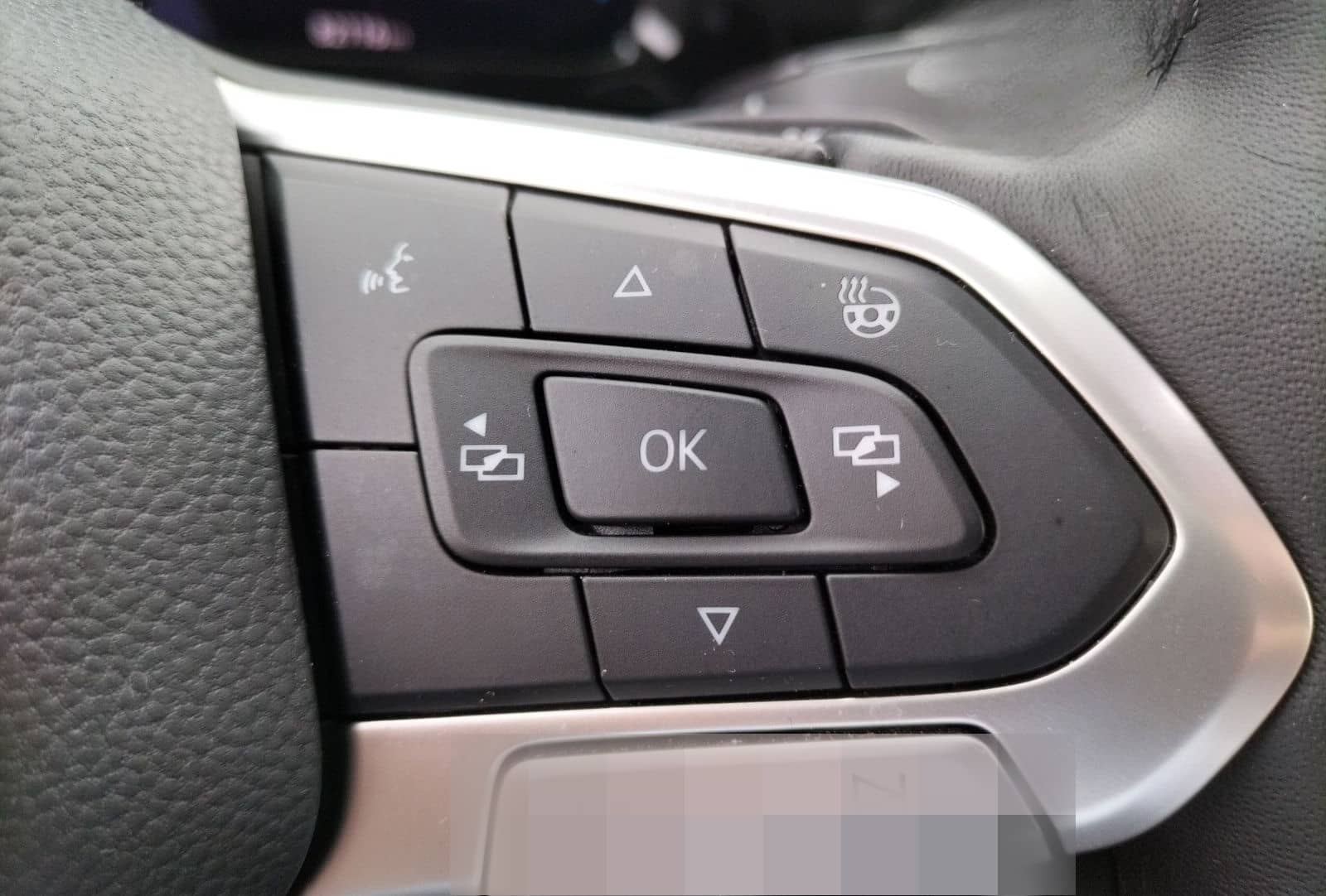 Volkswagen Golf VIII TDI Life DSG LED Navi AID ACC PDC SH foto 20