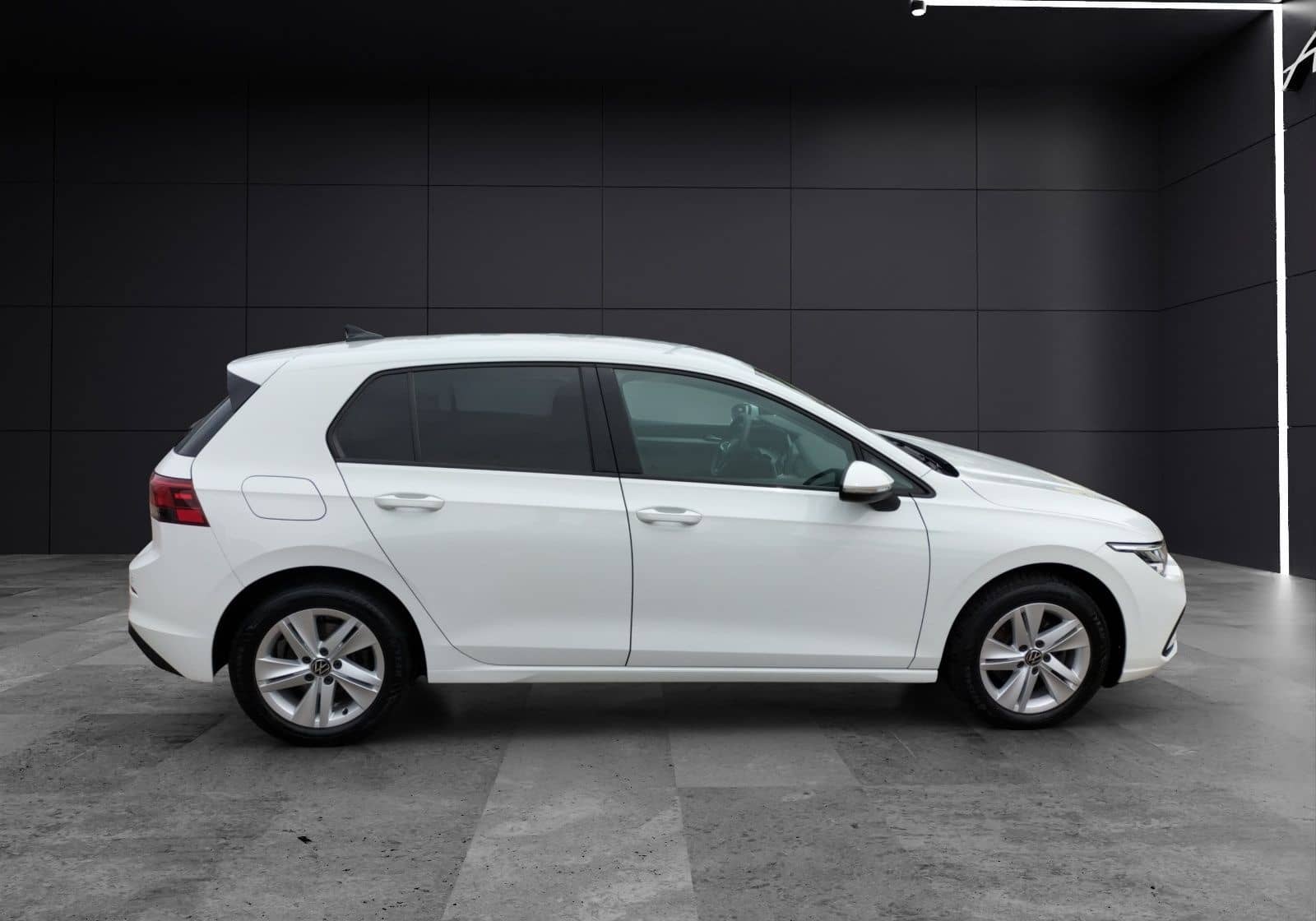 Volkswagen Golf VIII TDI Life DSG LED Navi AID ACC PDC SH foto 6