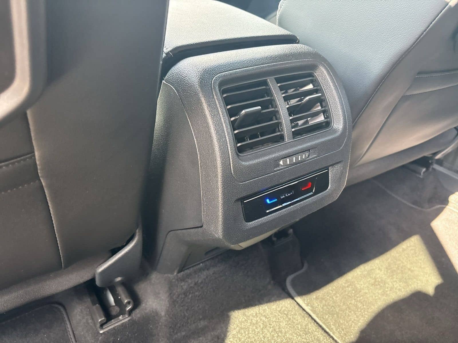 Volkswagen Touran 1.5 TSI GOAL 7-Sitzer RFK+NAVI+WiRä+Alarm foto 15