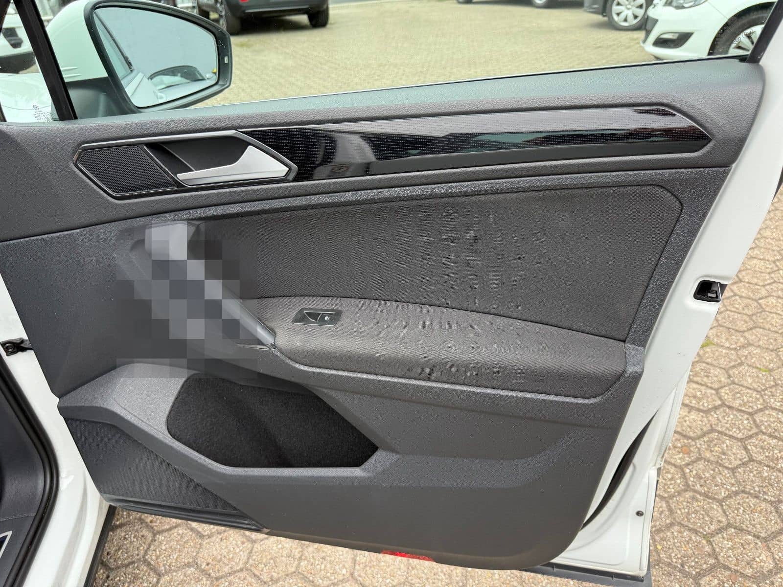 Volkswagen Tiguan Sound BMT/Start-Stopp DSG Automatik foto 18