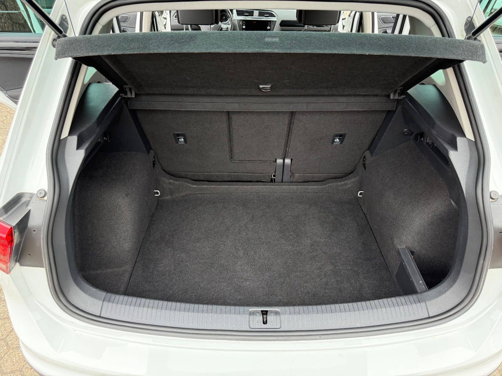 Volkswagen Tiguan Sound BMT/Start-Stopp DSG Automatik foto 20