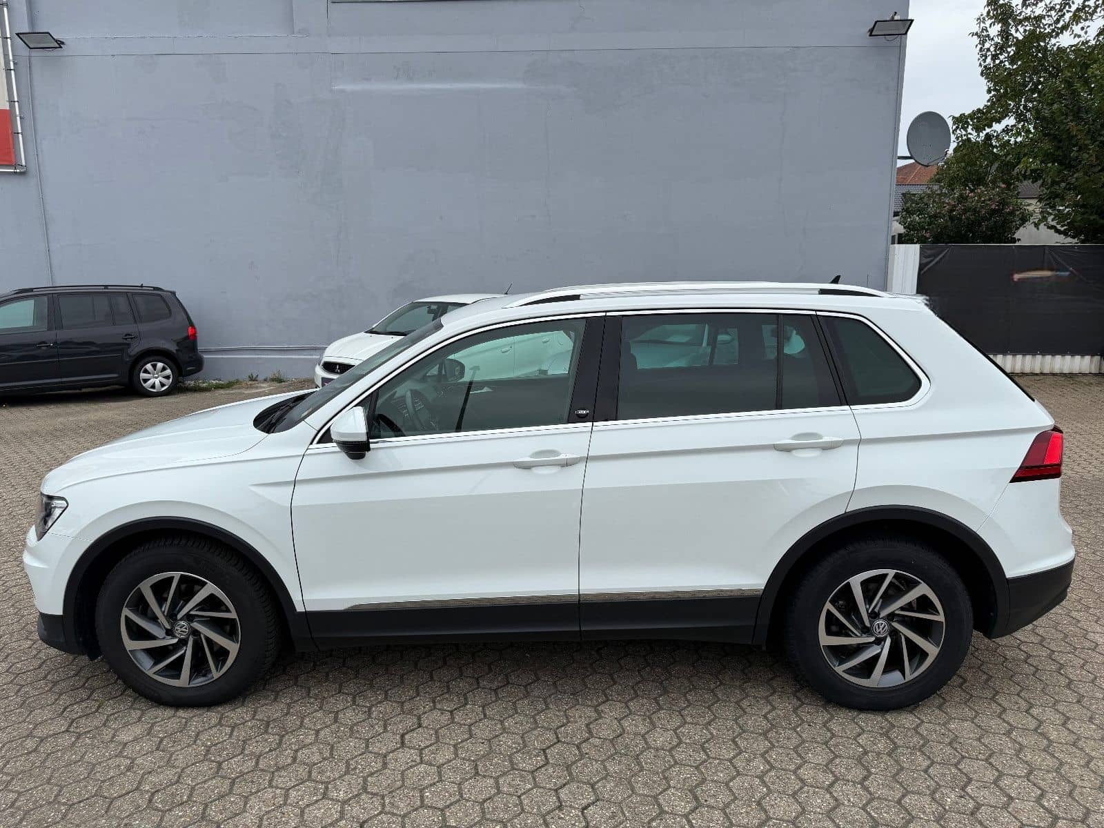 Volkswagen Tiguan Sound BMT/Start-Stopp DSG Automatik foto 6