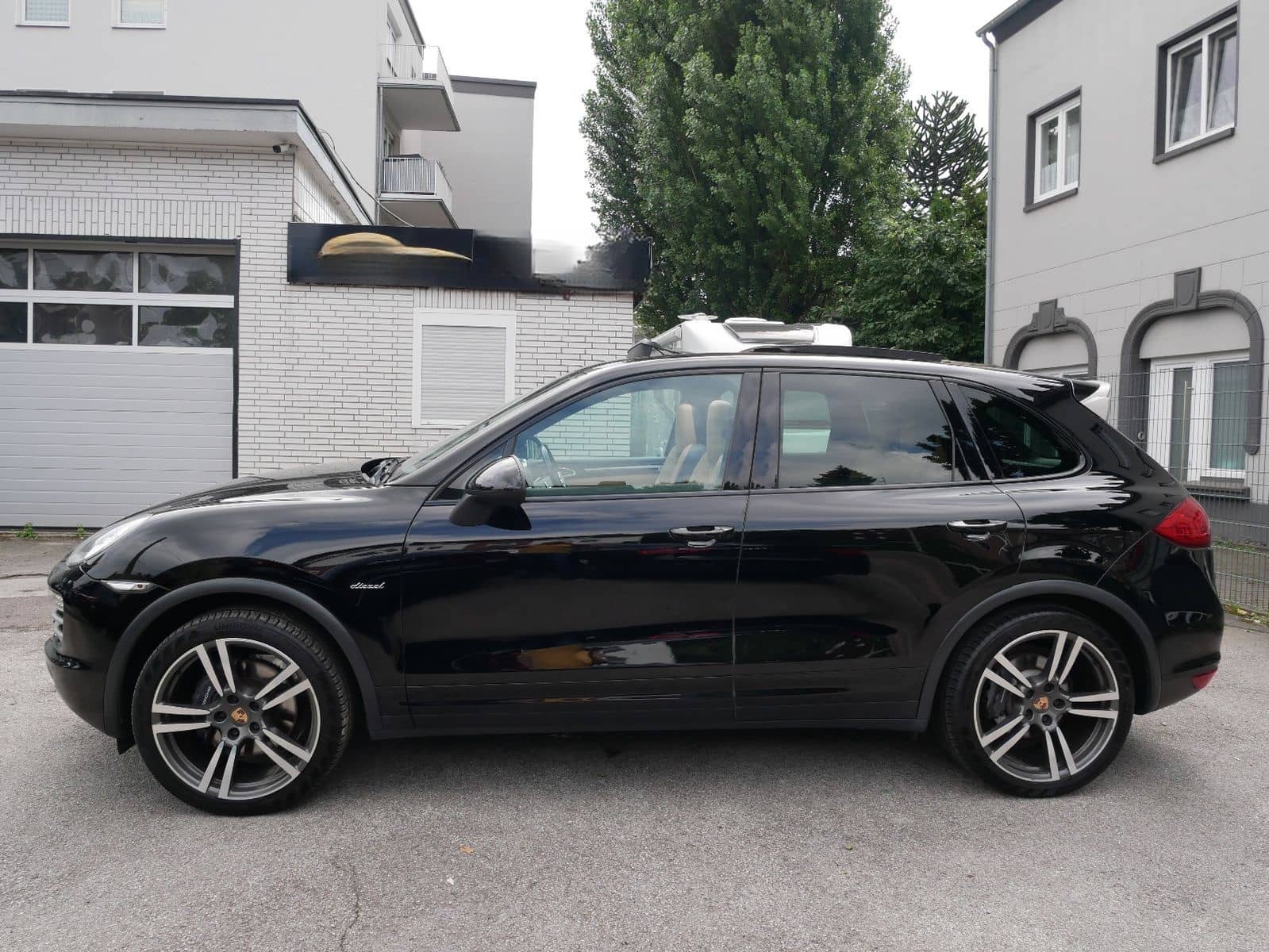 Porsche Cayenne Diesel Platinum Edition PDLS Pano Luftfe foto 2