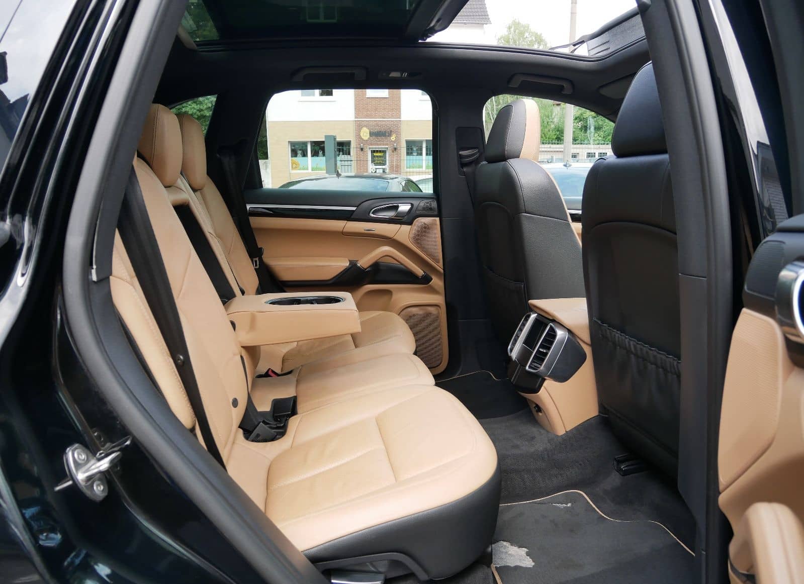 Porsche Cayenne Diesel Platinum Edition PDLS Pano Luftfe foto 12