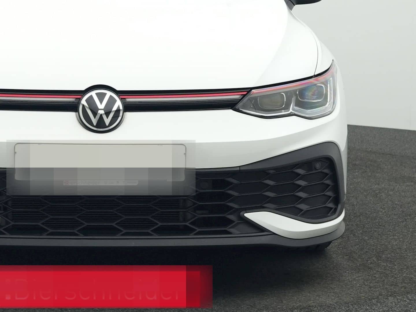 Volkswagen Golf GTI 8 2.0 TSI DSG Clubsport PANO KAMERA NAV foto 20