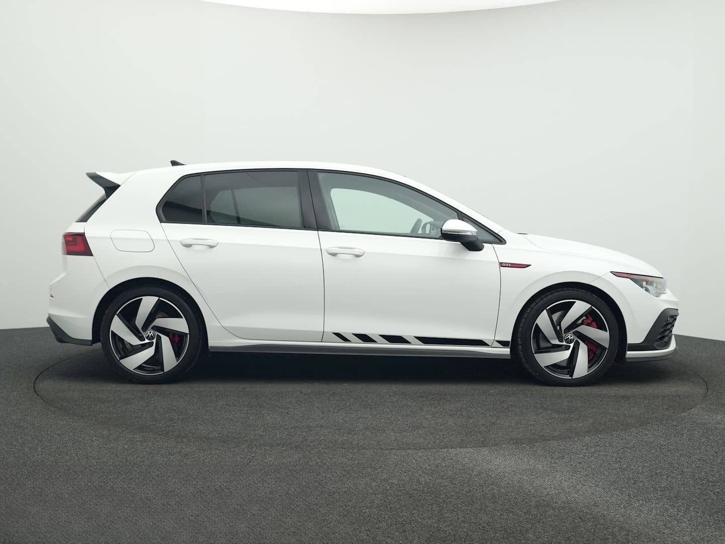 Volkswagen Golf GTI 8 2.0 TSI DSG Clubsport PANO KAMERA NAV foto 7