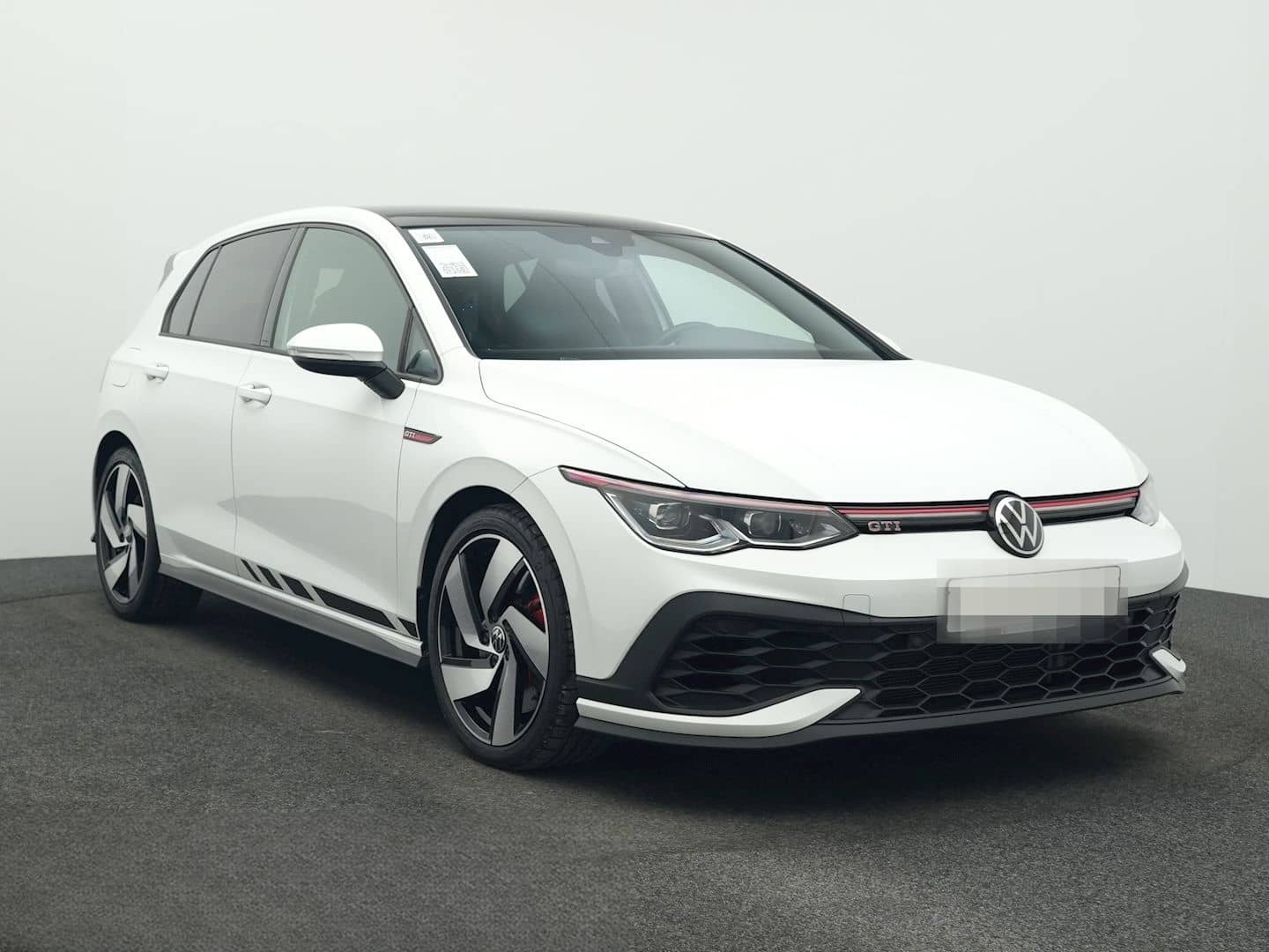 Volkswagen Golf GTI 8 2.0 TSI DSG Clubsport PANO KAMERA NAV foto 8