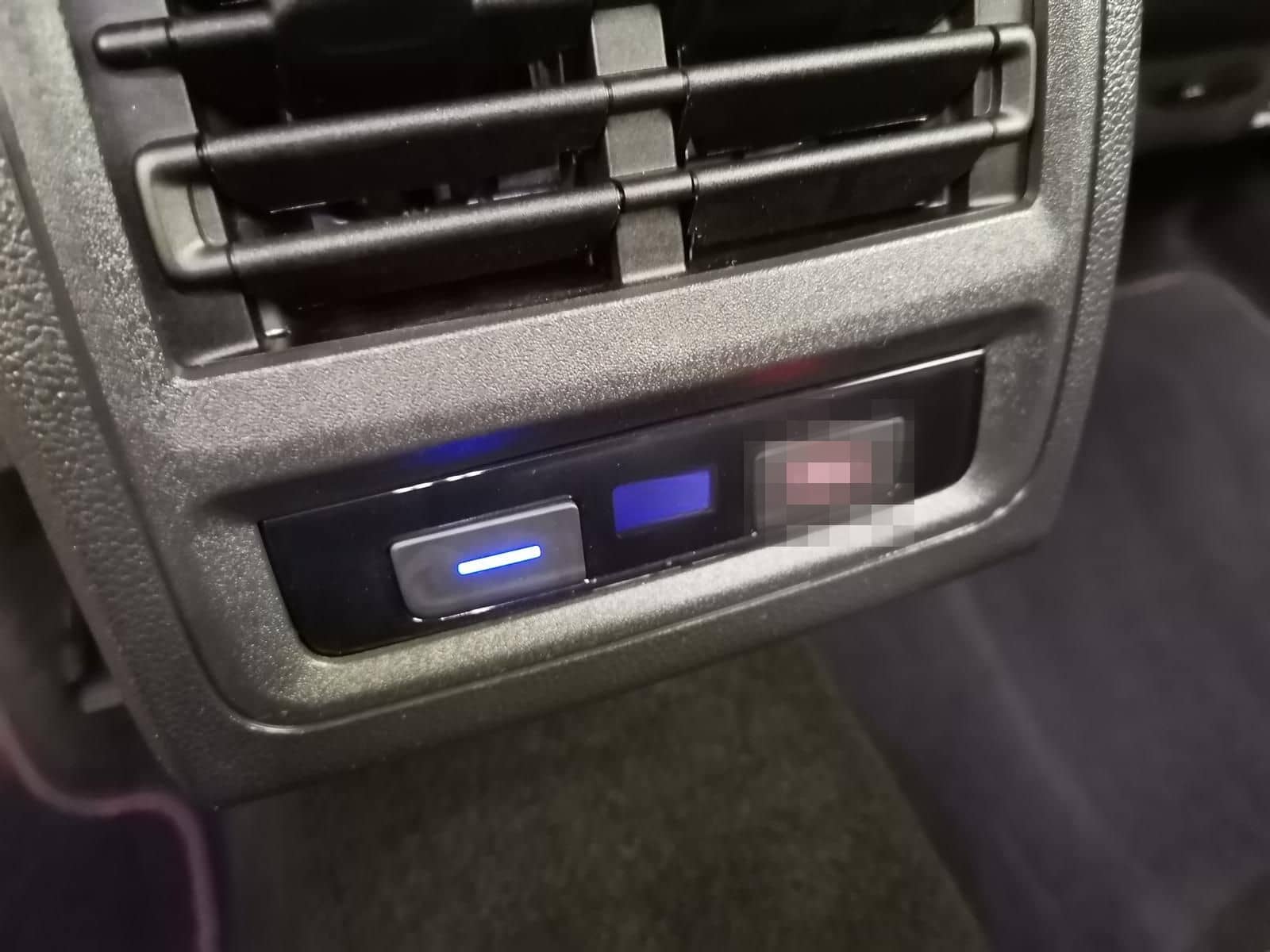 Volkswagen Golf 2.0 TSI DSG GTI Clubsport LED|NAV|WINTER foto 11