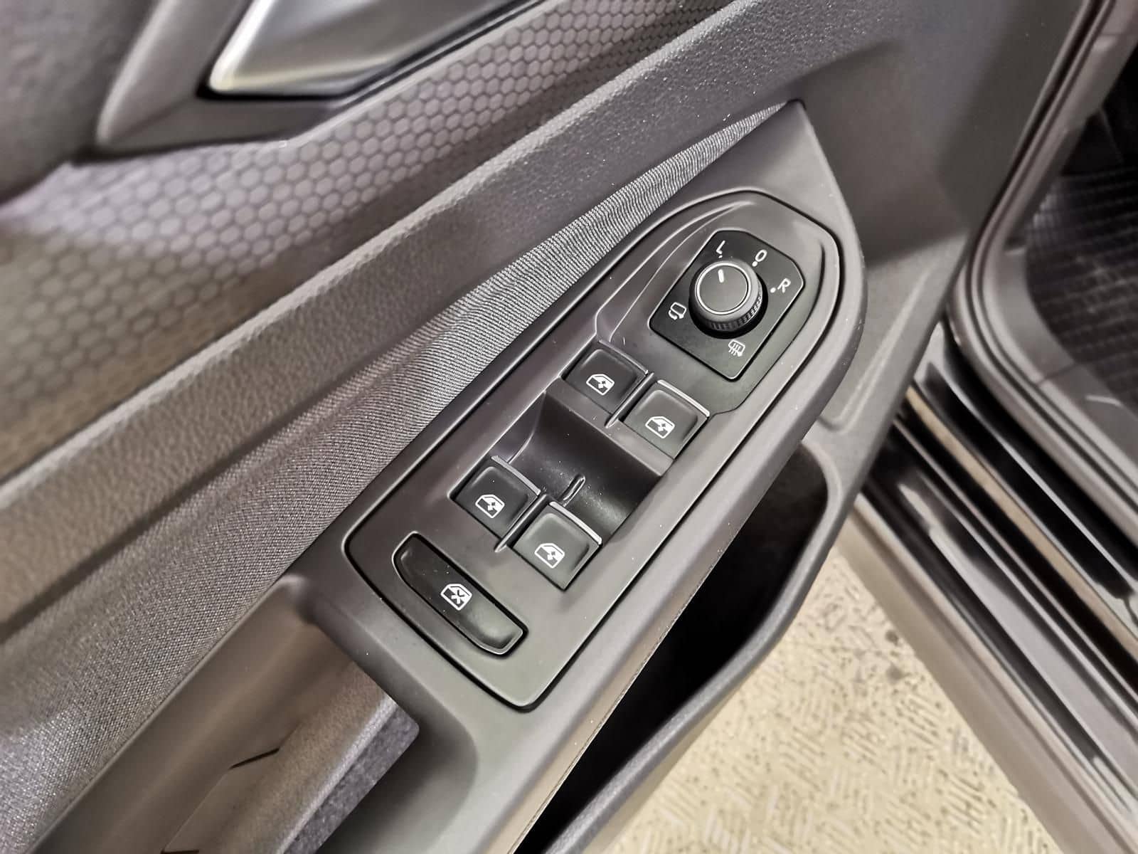 Volkswagen Golf 2.0 TSI DSG GTI Clubsport LED|NAV|WINTER foto 12