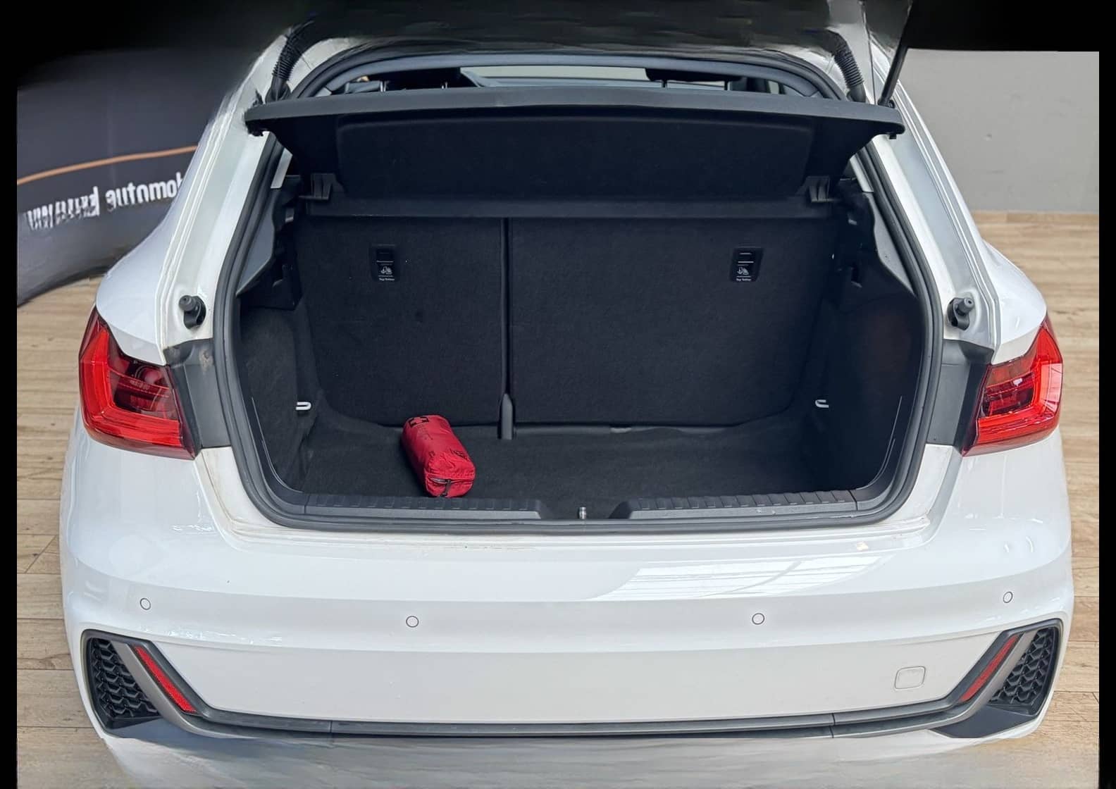 Audi A1 Sportback S-Line 1.0 TFSI S-Tronic Virt.Co foto 22