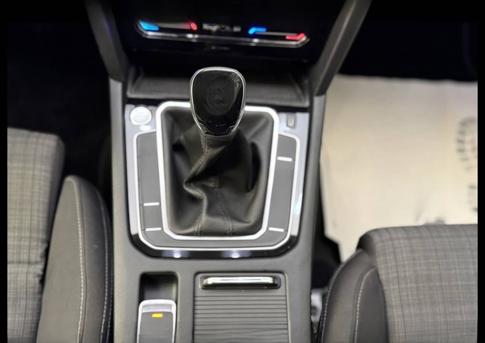 Volkswagen Passat Variant R-Line 2.0 TDI DSG Dig.Cockpit foto 17