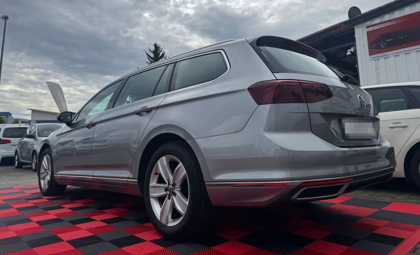 Volkswagen Passat 2,0 TDI Variant Elegance*IQ.Light*Kamera* foto 12