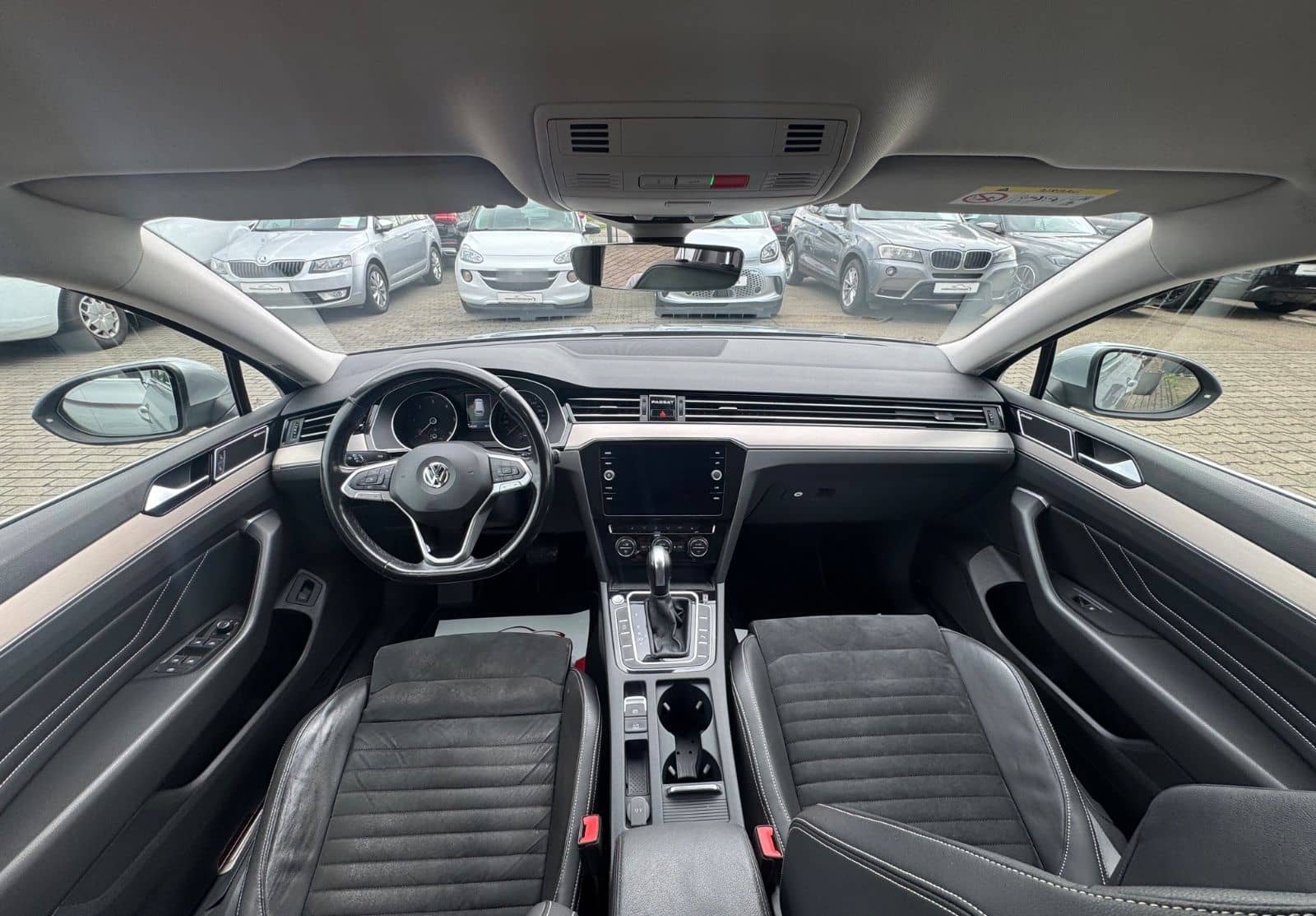 Volkswagen Passat 2,0 TDI Variant Elegance*IQ.Light*Kamera* foto 19