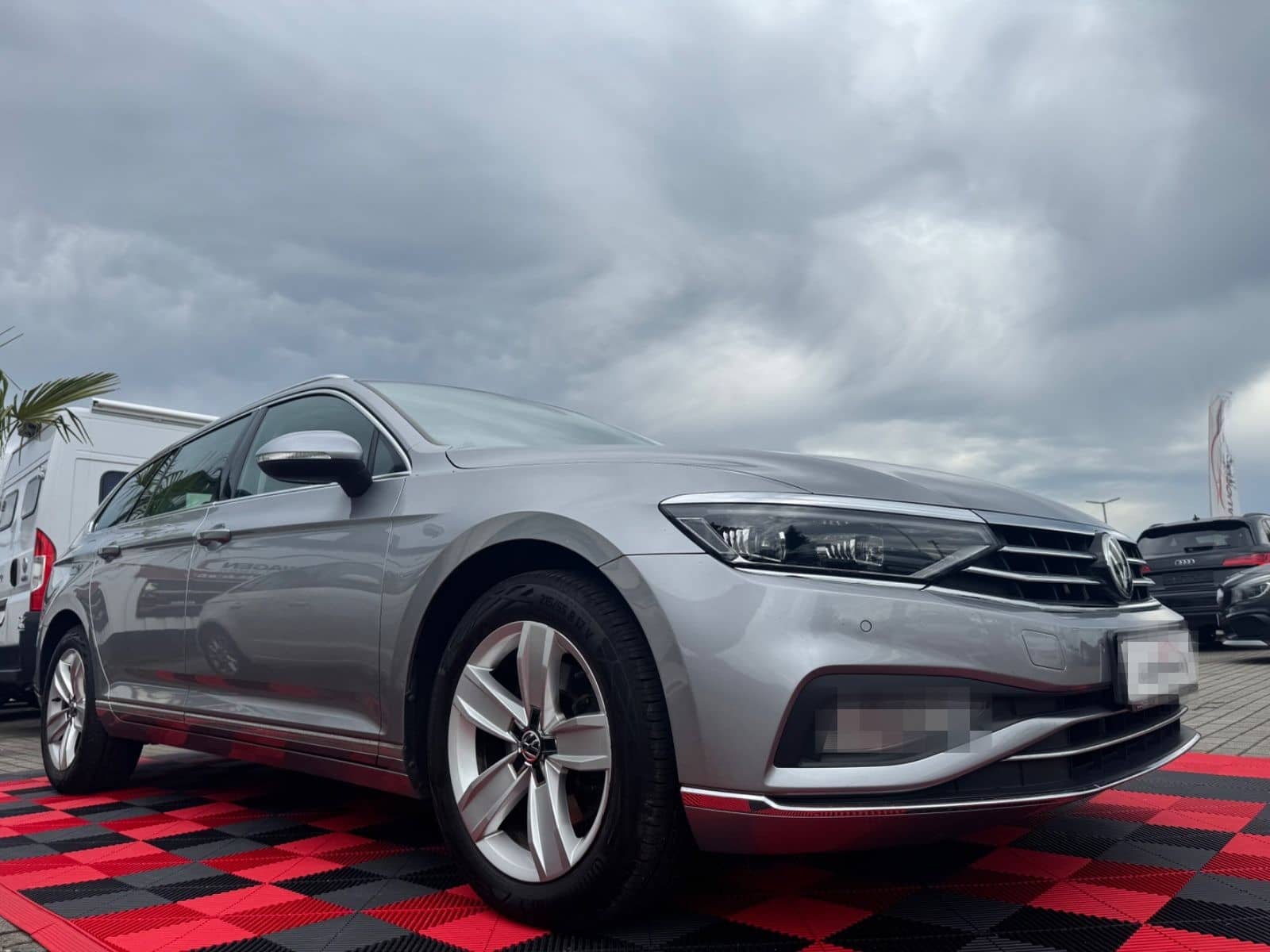 Volkswagen Passat 2,0 TDI Variant Elegance*IQ.Light*Kamera* foto 5