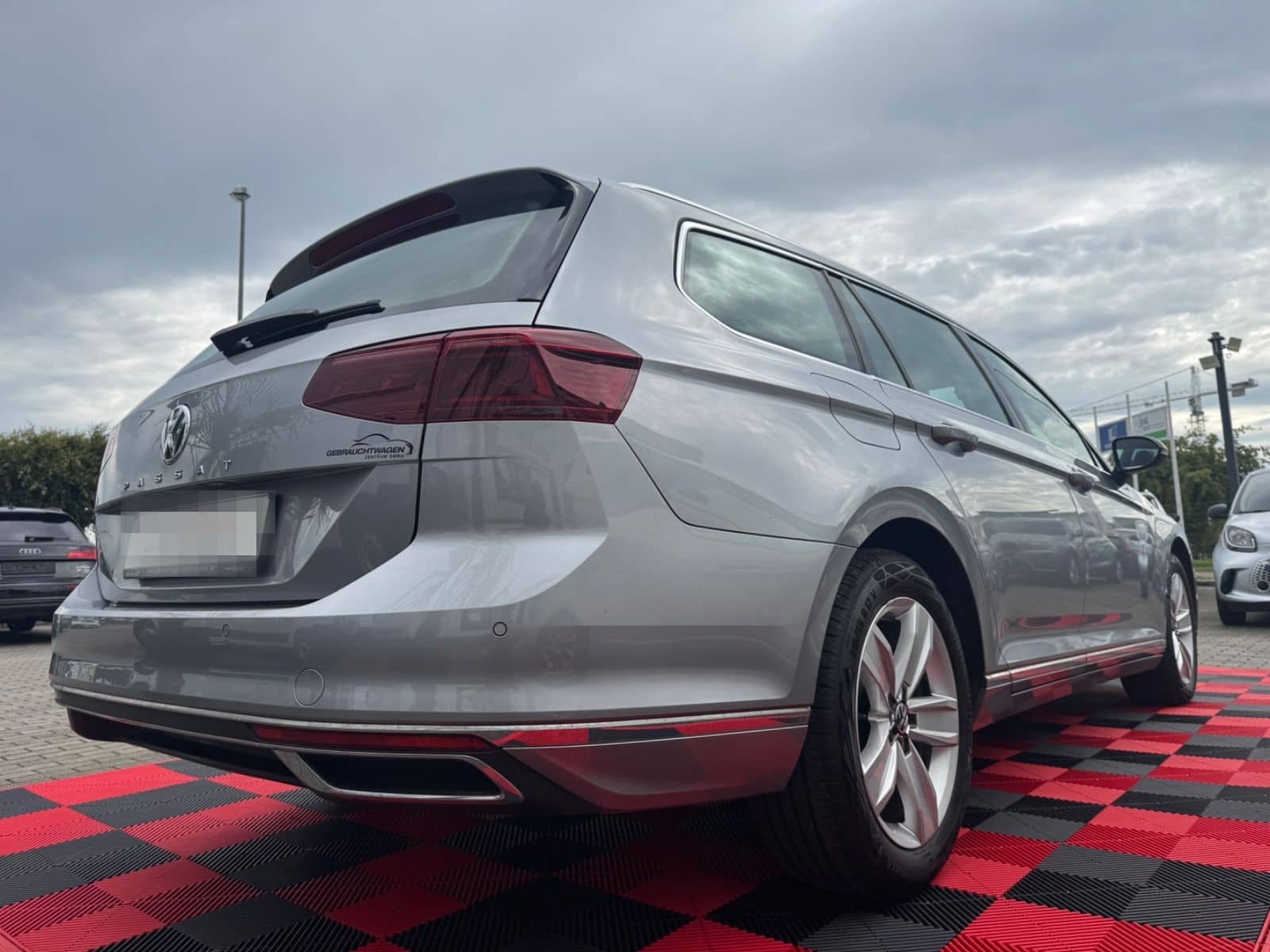 Volkswagen Passat 2,0 TDI Variant Elegance*IQ.Light*Kamera* foto 7