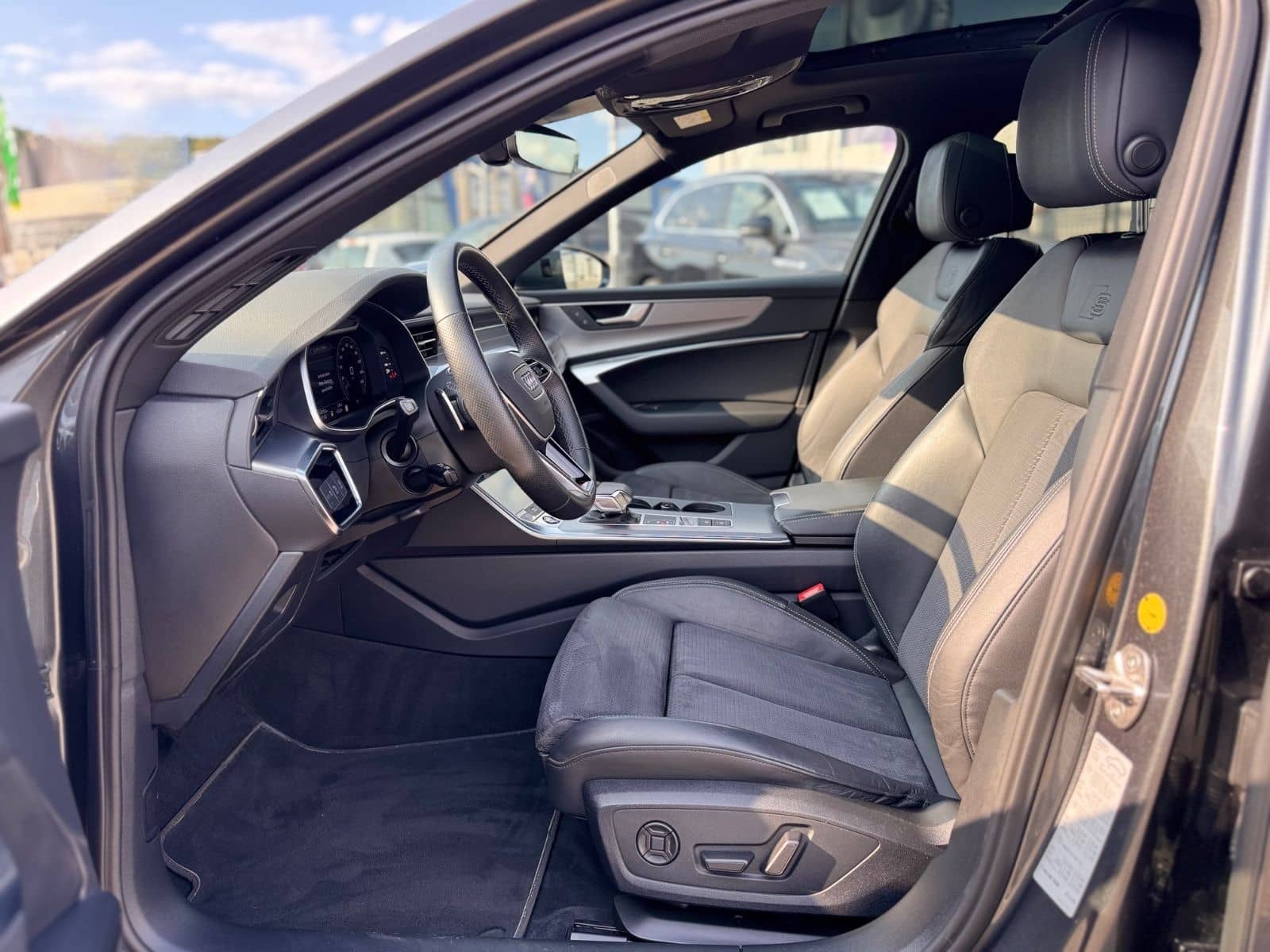 Audi A6 Avant 45 TDI quattro S line sport foto 12