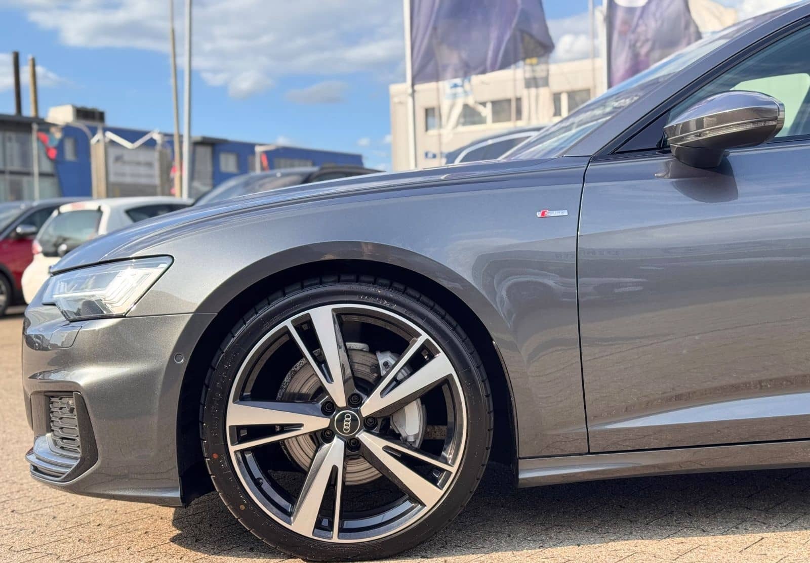 Audi A6 Avant 45 TDI quattro S line sport foto 9