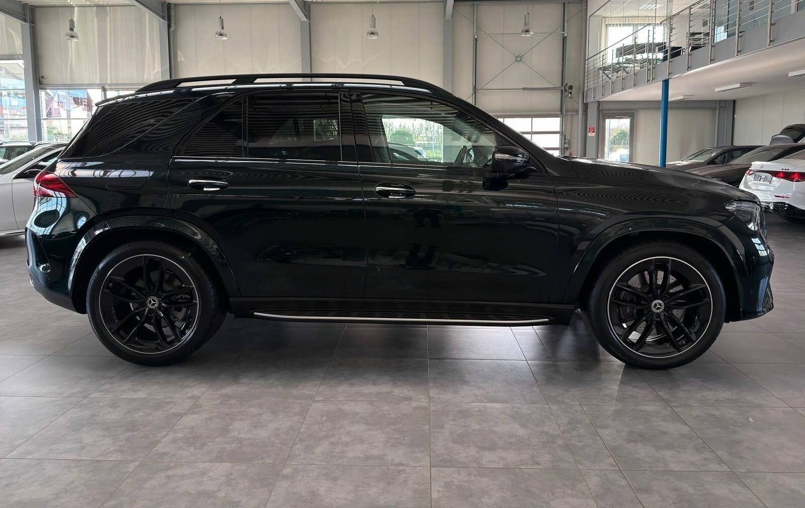 Mercedes-Benz GLE 580 4M AMG PREMIUM PLUS DISTRONIC-MEMORY-DAB foto 19