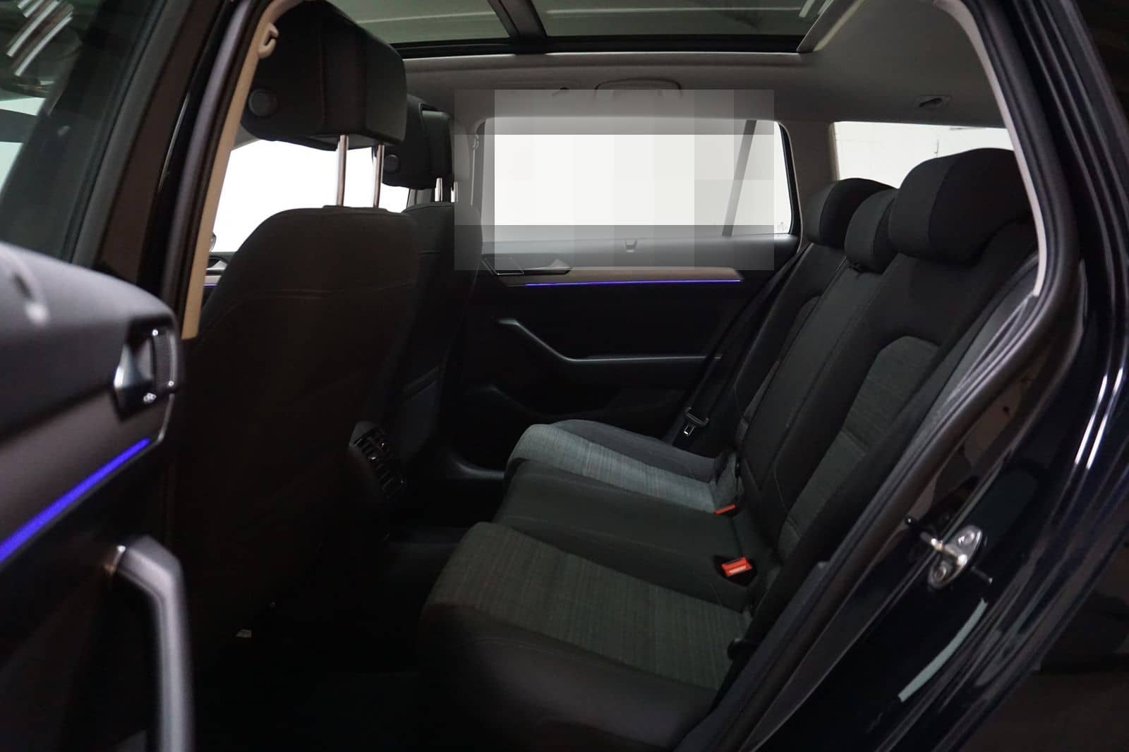 Volkswagen Passat 2.0TDI DSG Business Virtual-Panorama-AHK foto 11