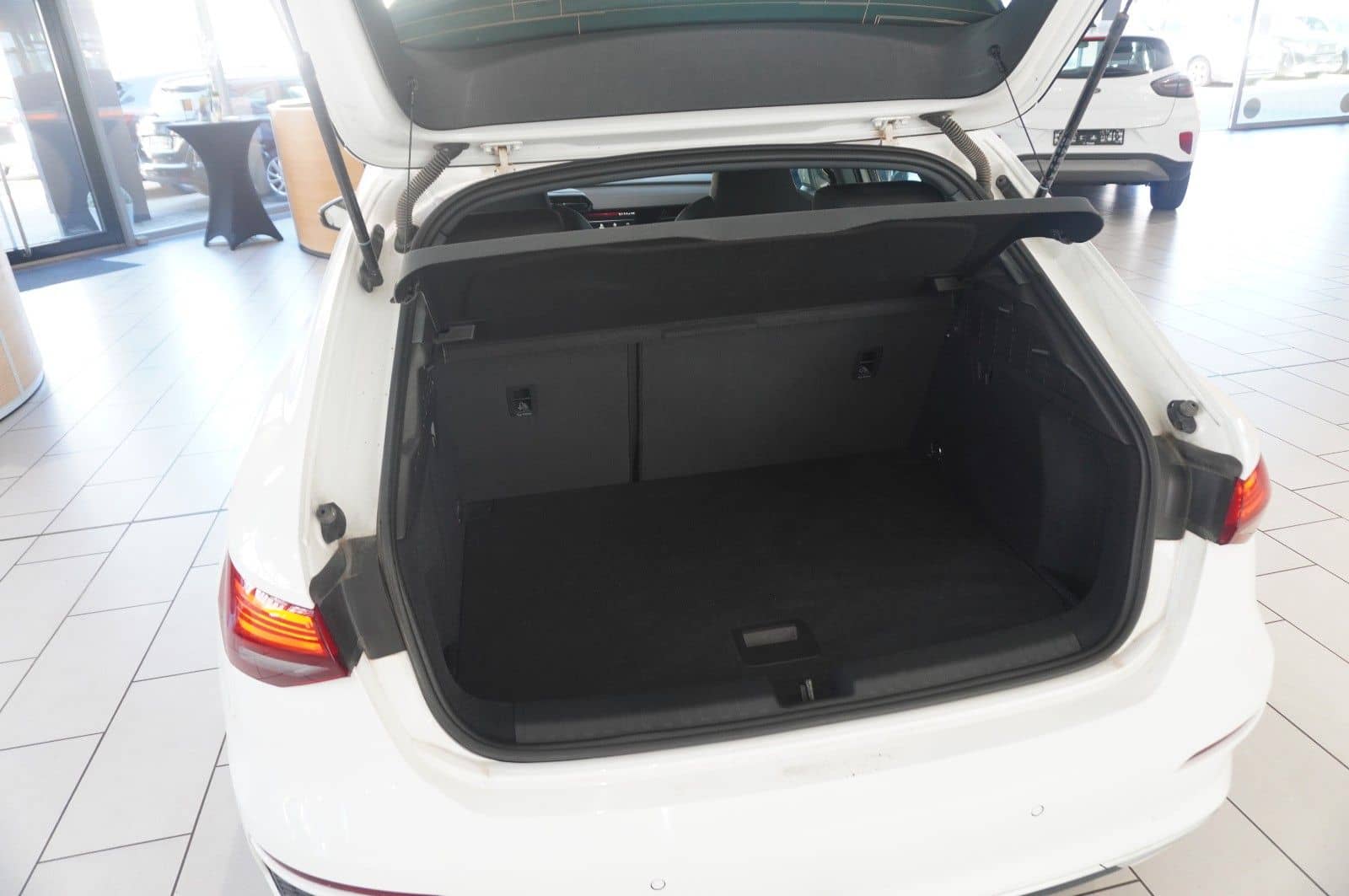 Audi A3 Sportback 35 TFSI ADVANCED NAVI/SH/KAMERA/AHK foto 9