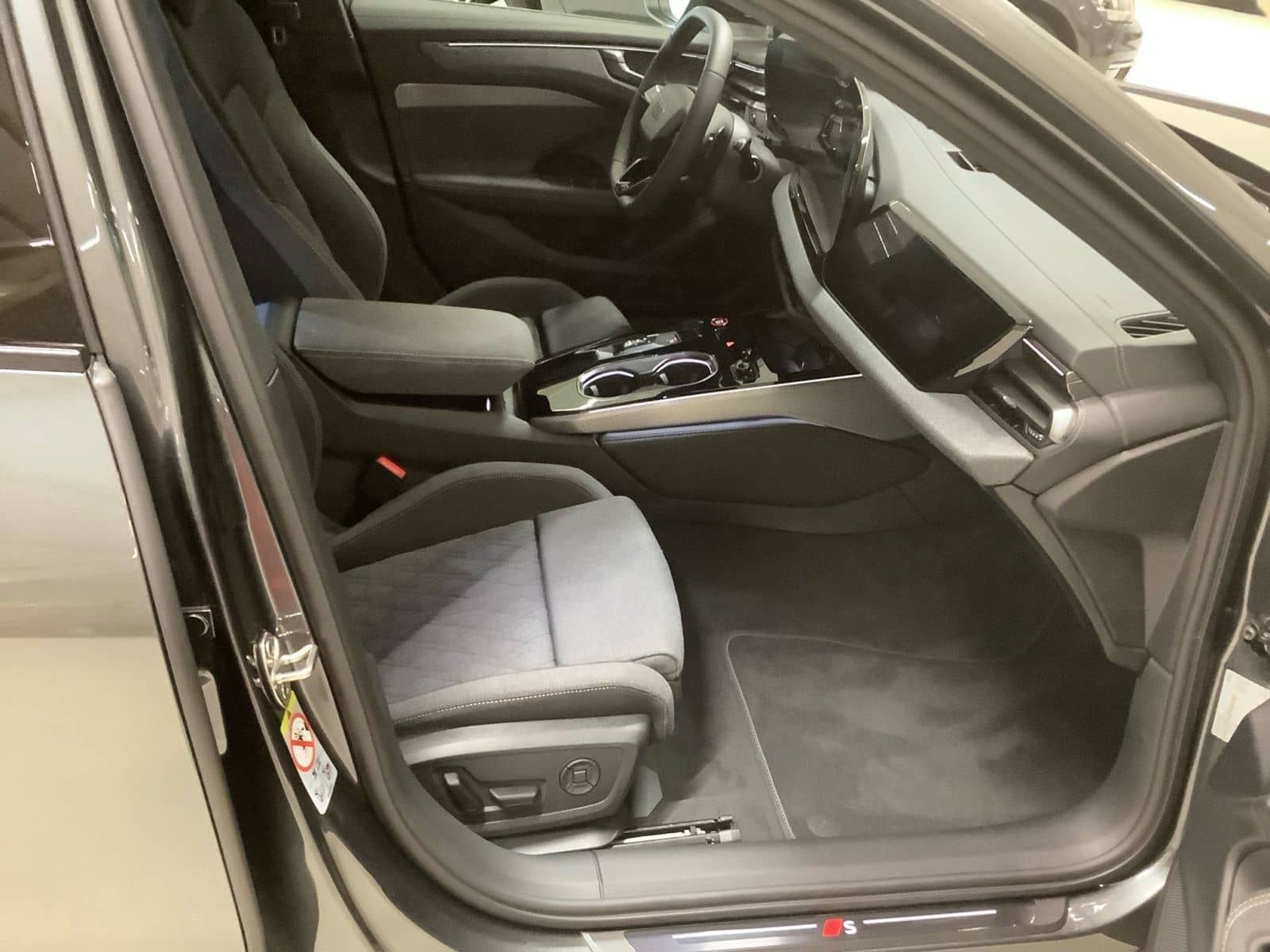 Audi A6 Avant TDI quattro 150 kW S tronic foto 11