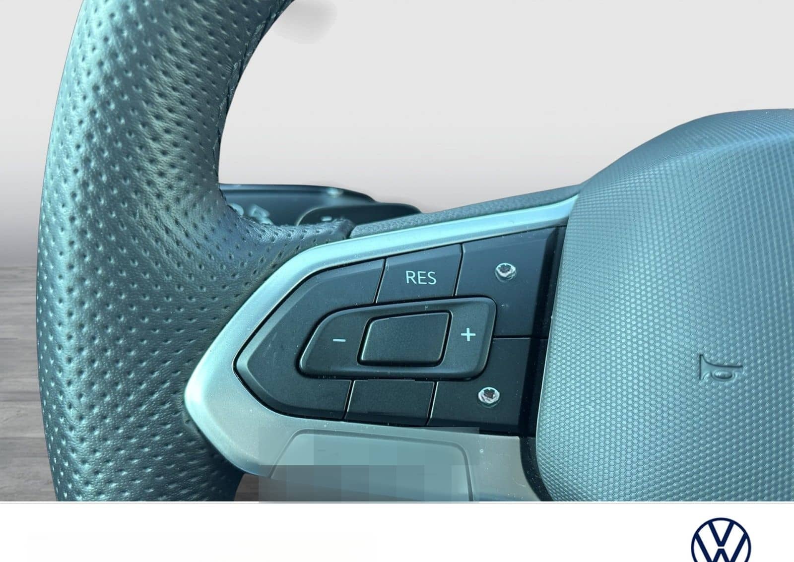 Volkswagen Golf Variant VIII 2.0 R-LINE BLACKSTYLE PANO CAM foto 13