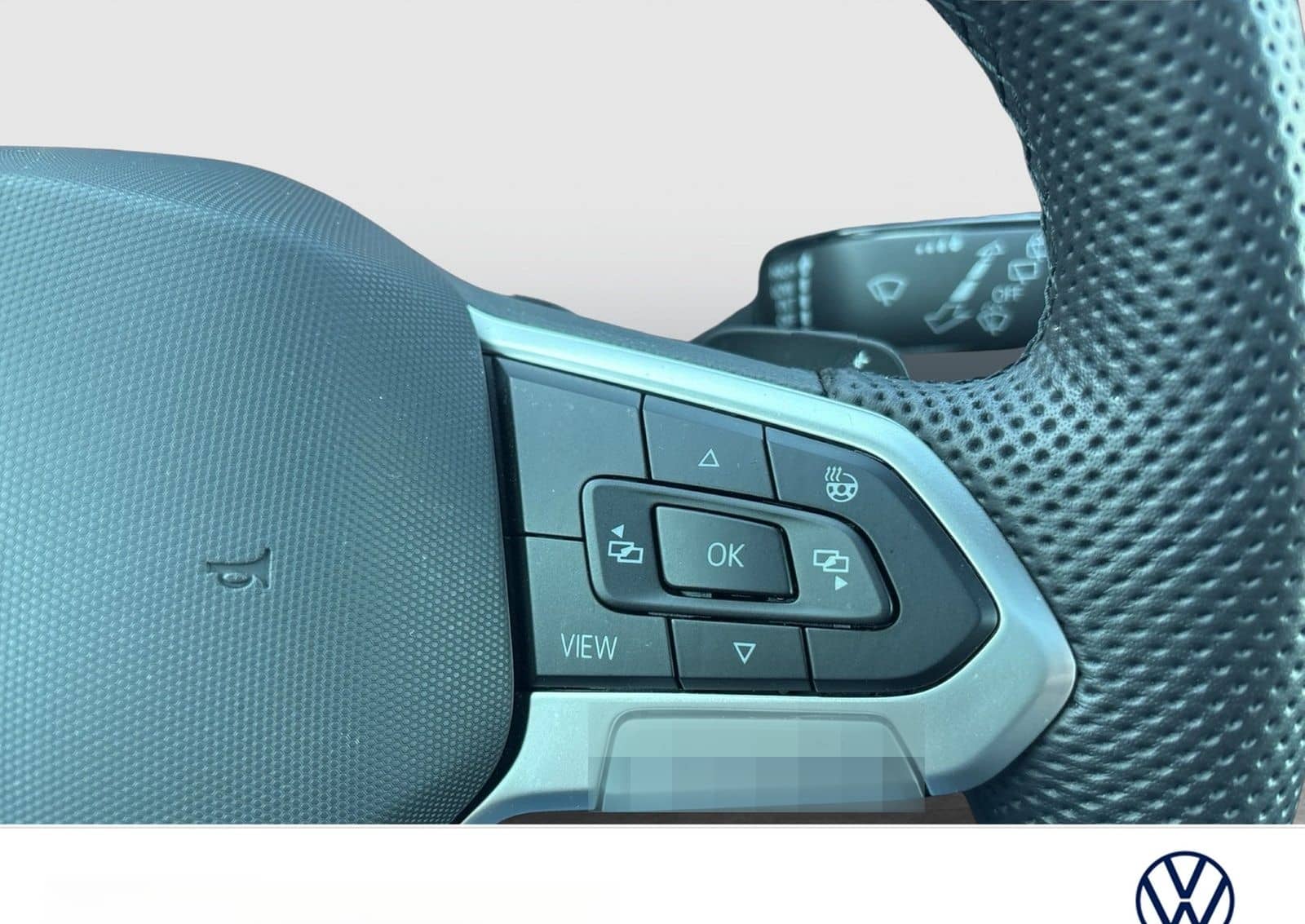 Volkswagen Golf Variant VIII 2.0 R-LINE BLACKSTYLE PANO CAM foto 14