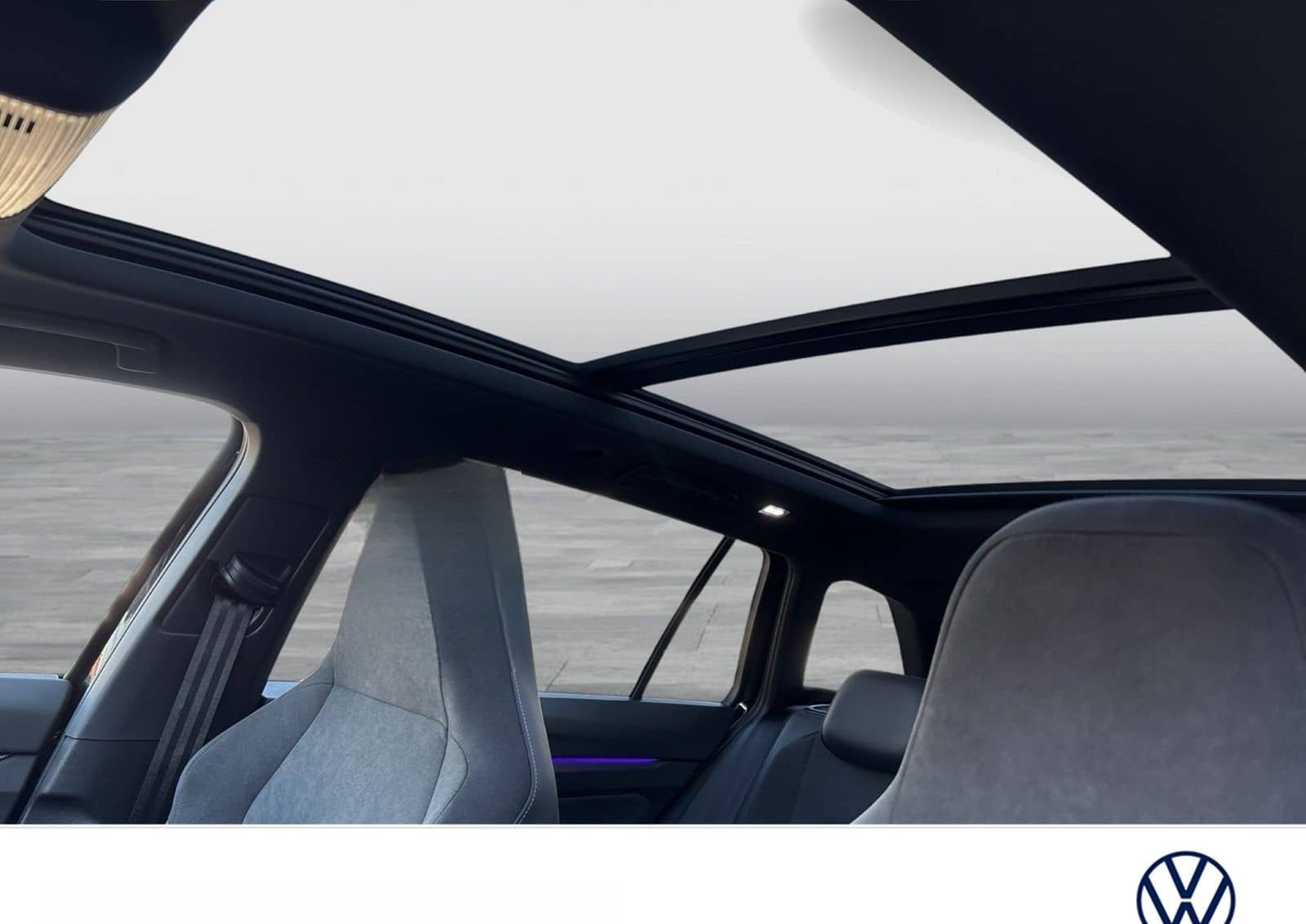 Volkswagen Golf Variant VIII 2.0 R-LINE BLACKSTYLE PANO CAM foto 19