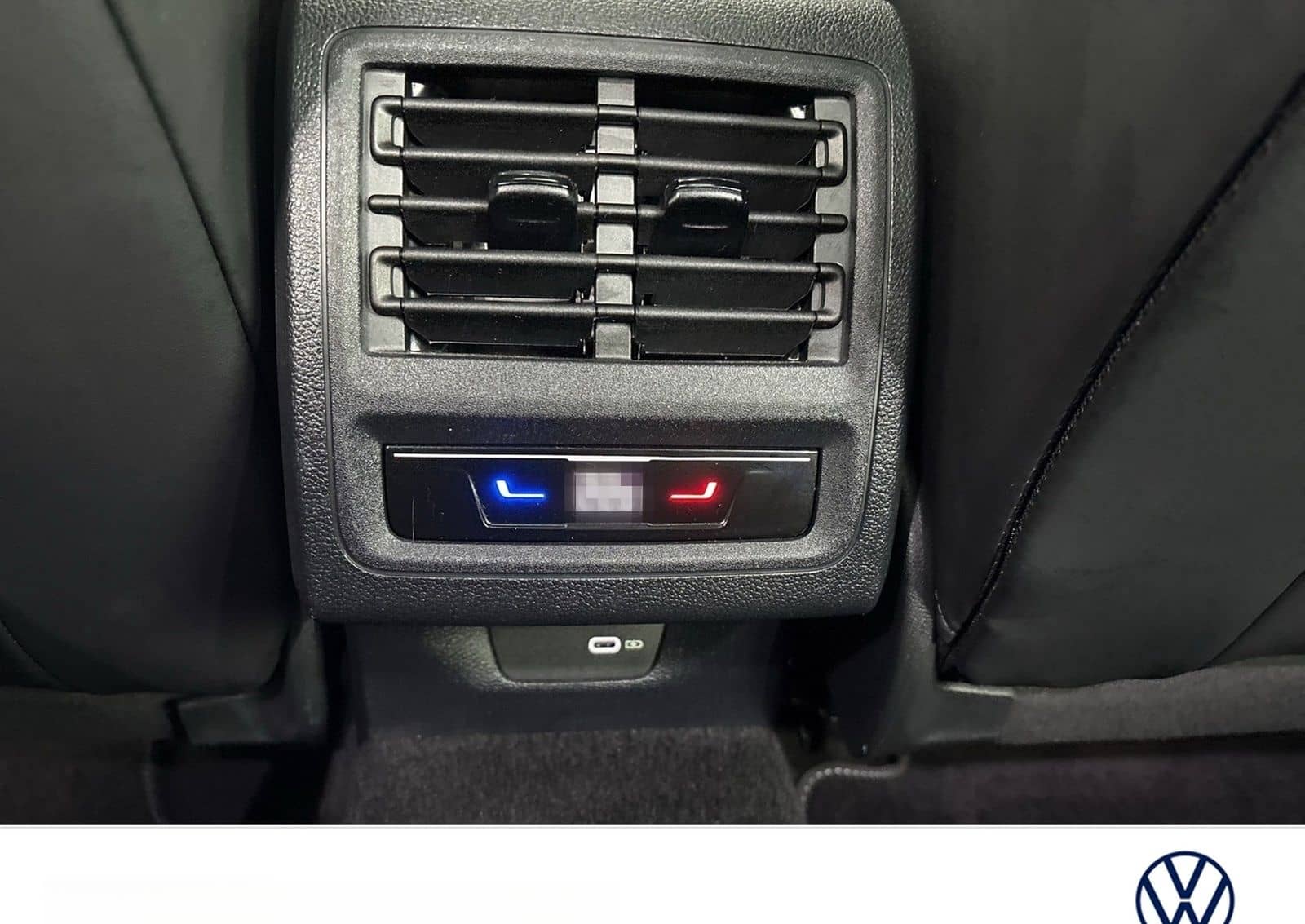 Volkswagen Golf Variant VIII 2.0 R-LINE BLACKSTYLE PANO CAM foto 19