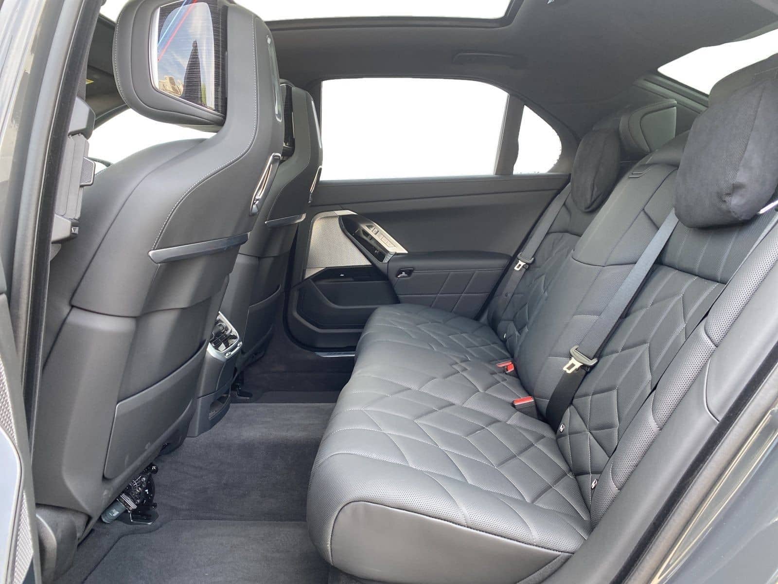 BMW 740d xDrive M-PAKET / AB 999 € BRUTTO O. LSZ / S foto 16