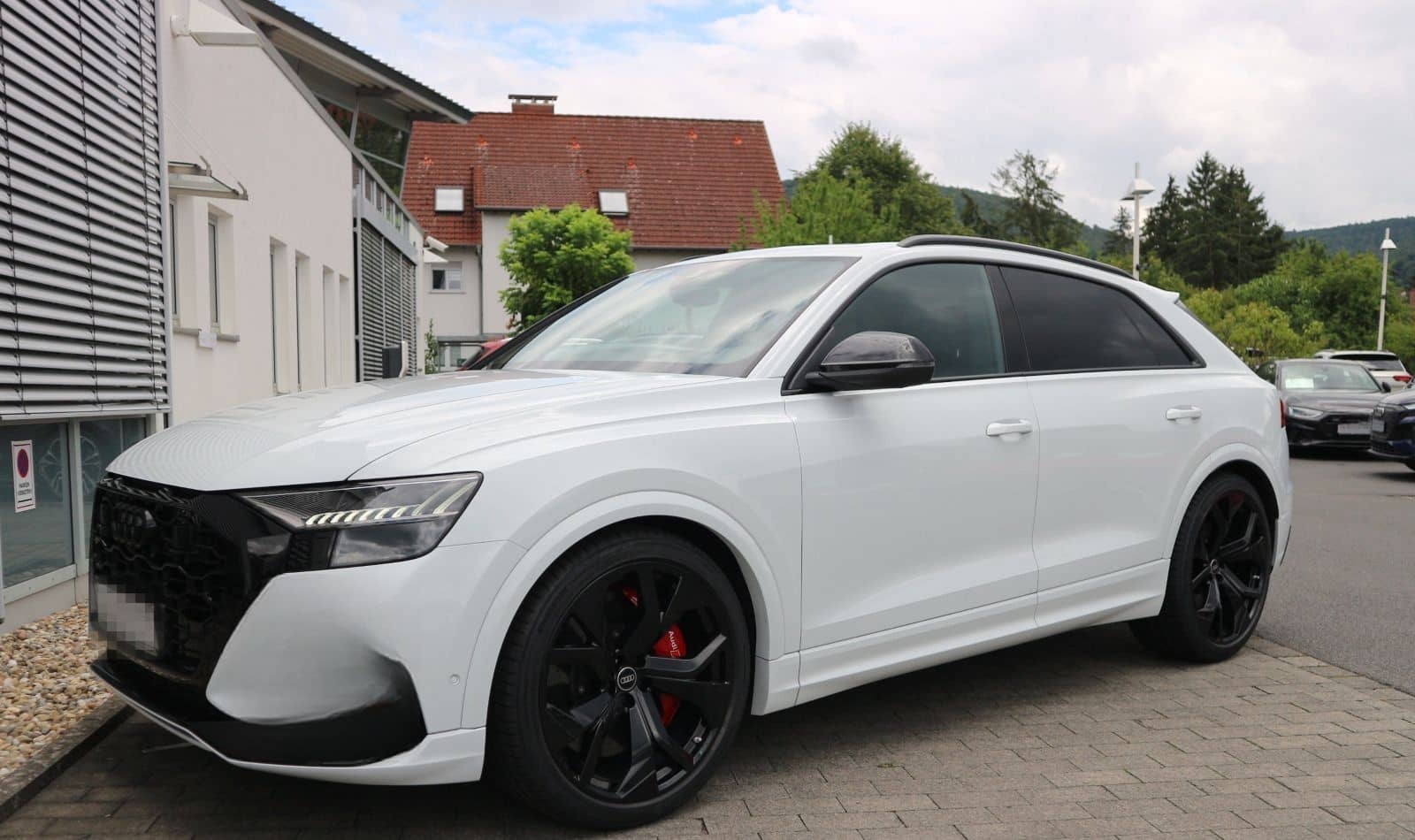 Audi RS Q8 quattro PANO+KERAMIK+AHK+HEADUP+ACC+MATRIX foto 5