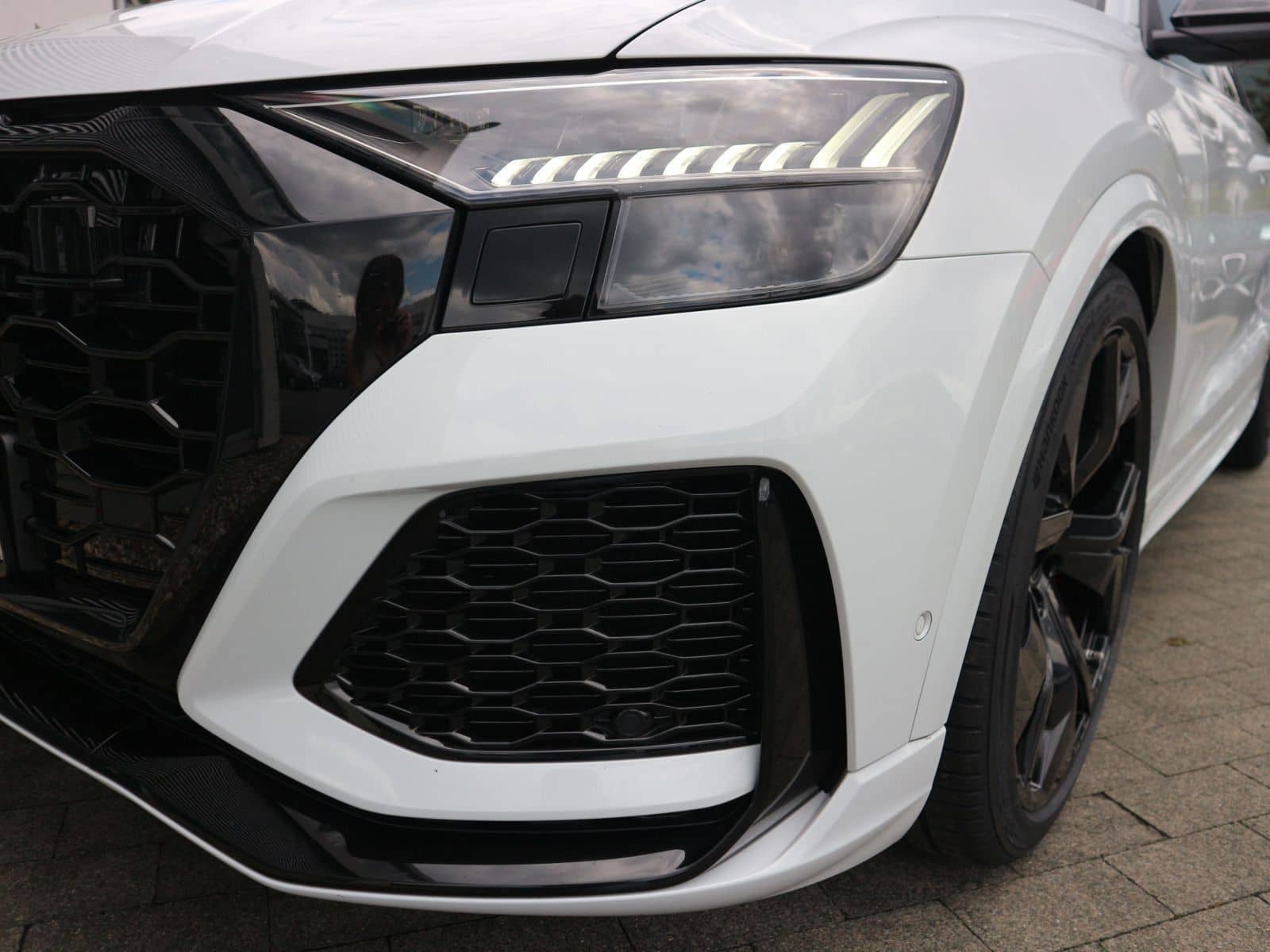 Audi RS Q8 quattro PANO+KERAMIK+AHK+HEADUP+ACC+MATRIX foto 7