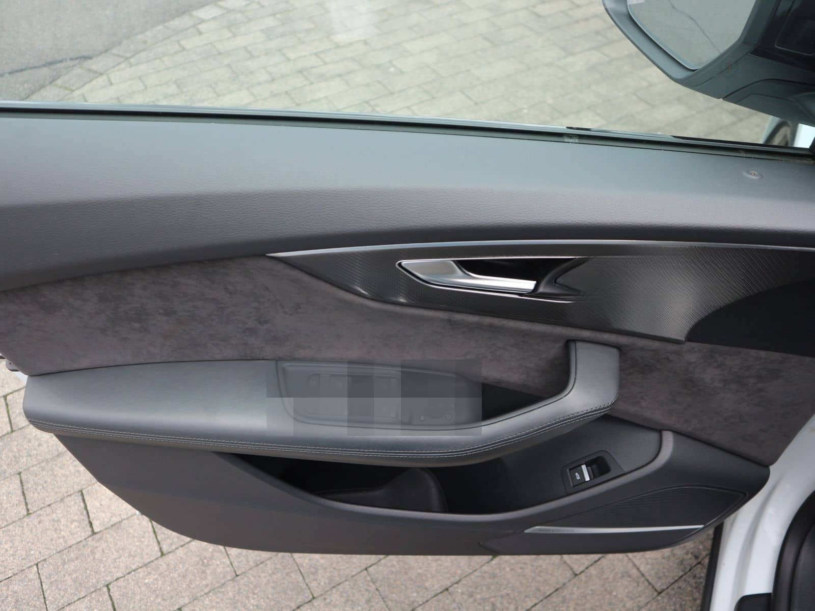 Audi RS Q8 quattro PANO+KERAMIK+AHK+HEADUP+ACC+MATRIX foto 9