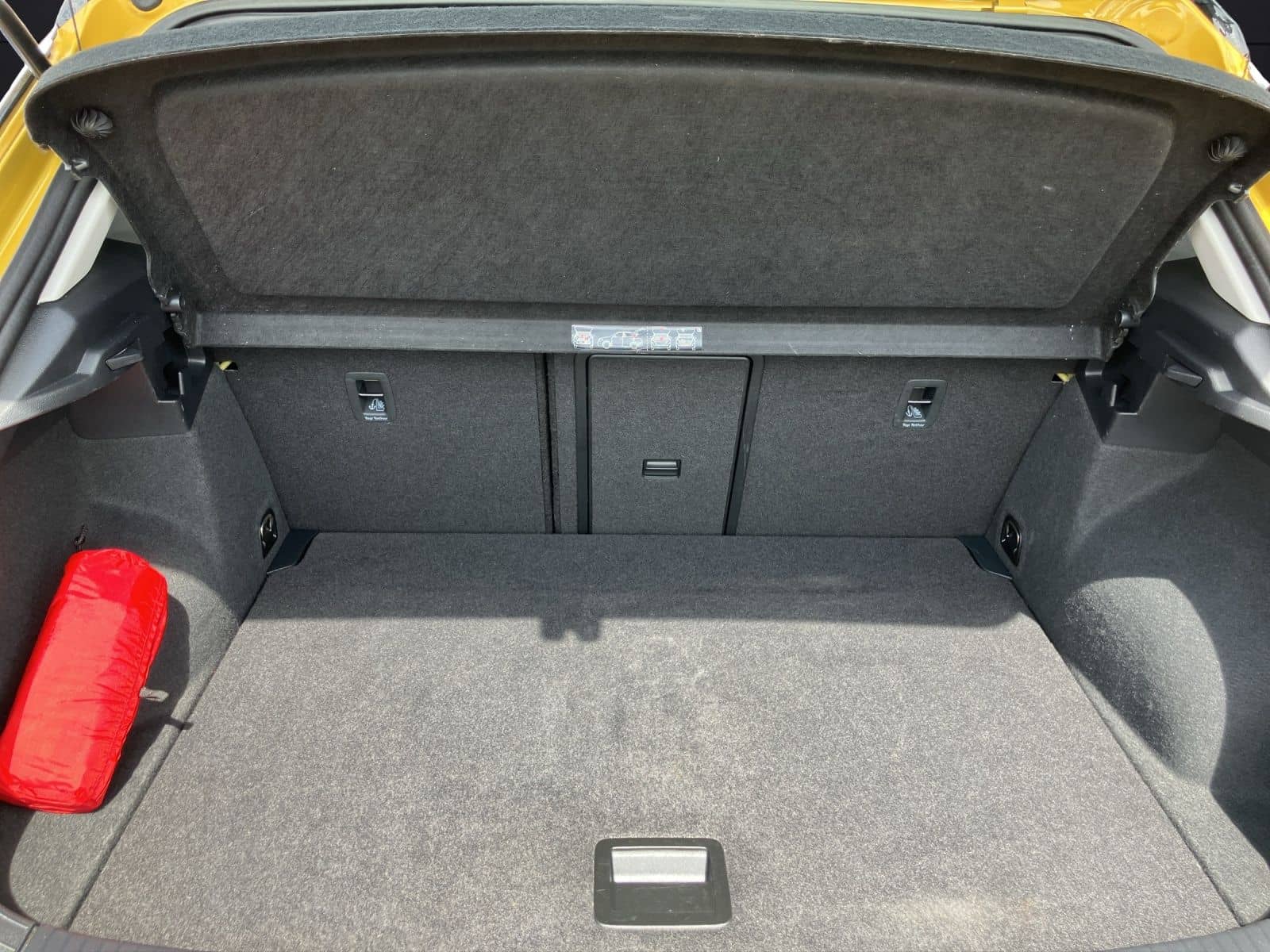 Volkswagen T-Roc TSI United LED Navi AID ACC Park-Assist SH foto 13