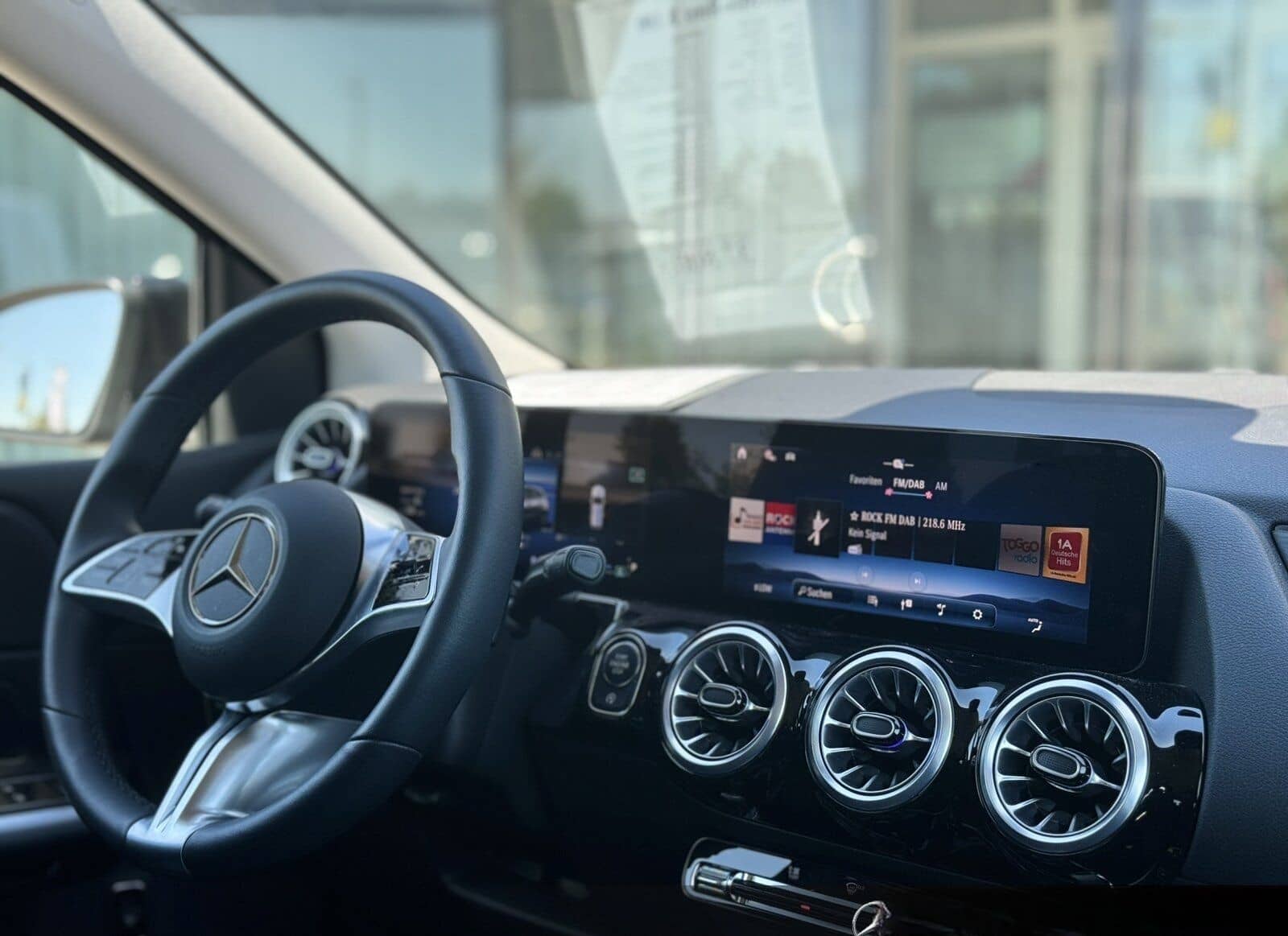 Mercedes-Benz B 180 Multibeam+Distronic+Keyless-Go+KlimaNavi foto 8