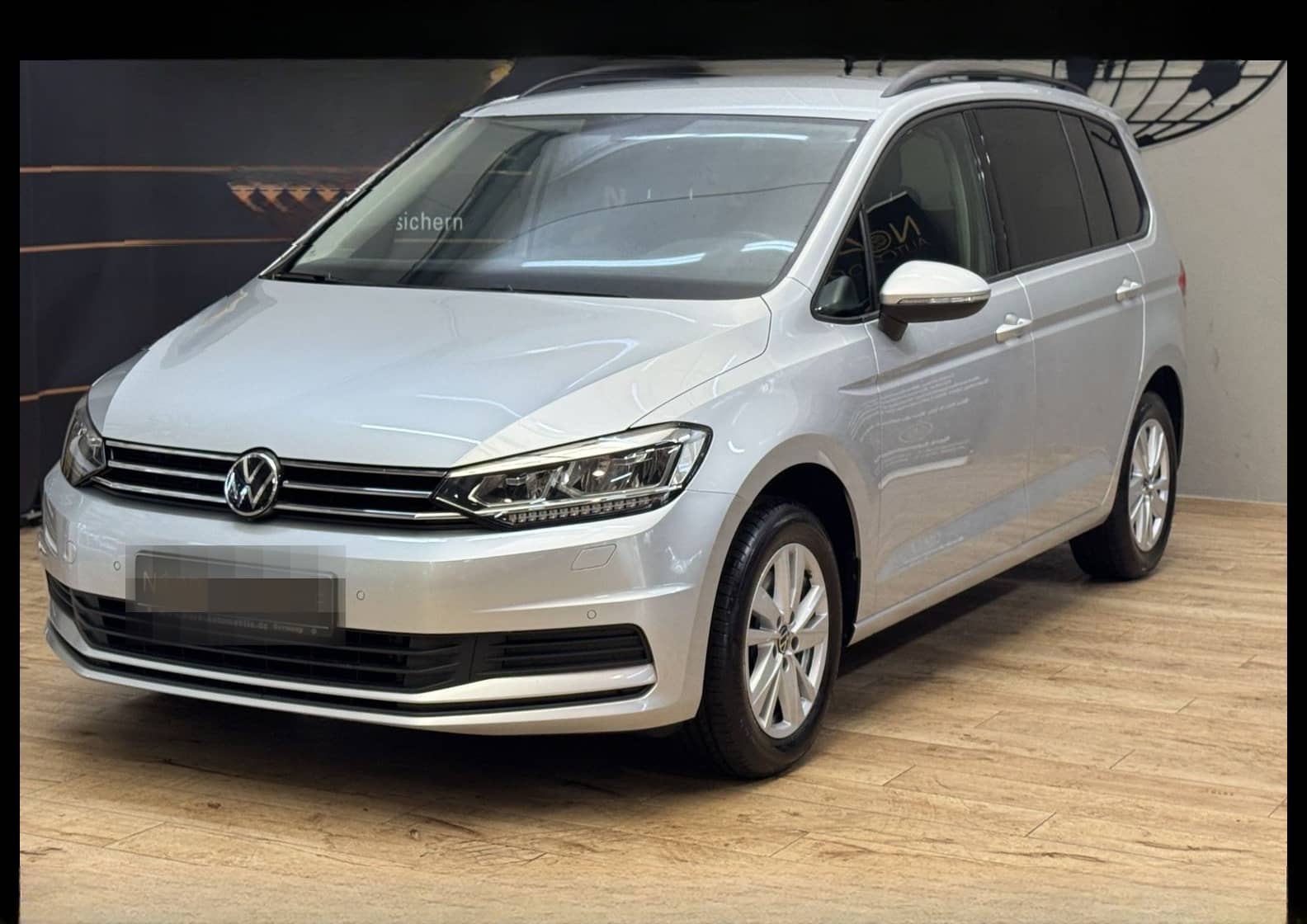 Volkswagen Touran Comfortline 2.0 TDI DSG App Connect/LED/ foto 2