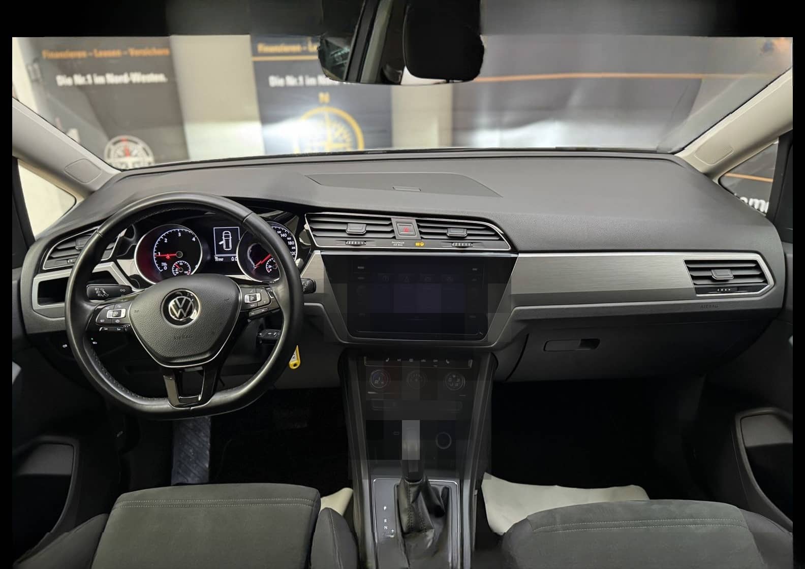 Volkswagen Touran Comfortline 2.0 TDI DSG App Connect/LED/ foto 17