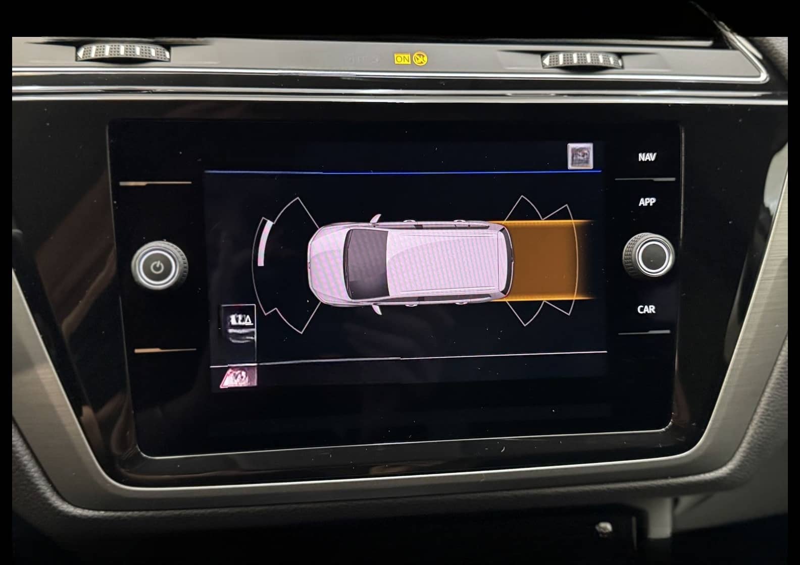 Volkswagen Touran Comfortline 2.0 TDI DSG App Connect/LED/ foto 21