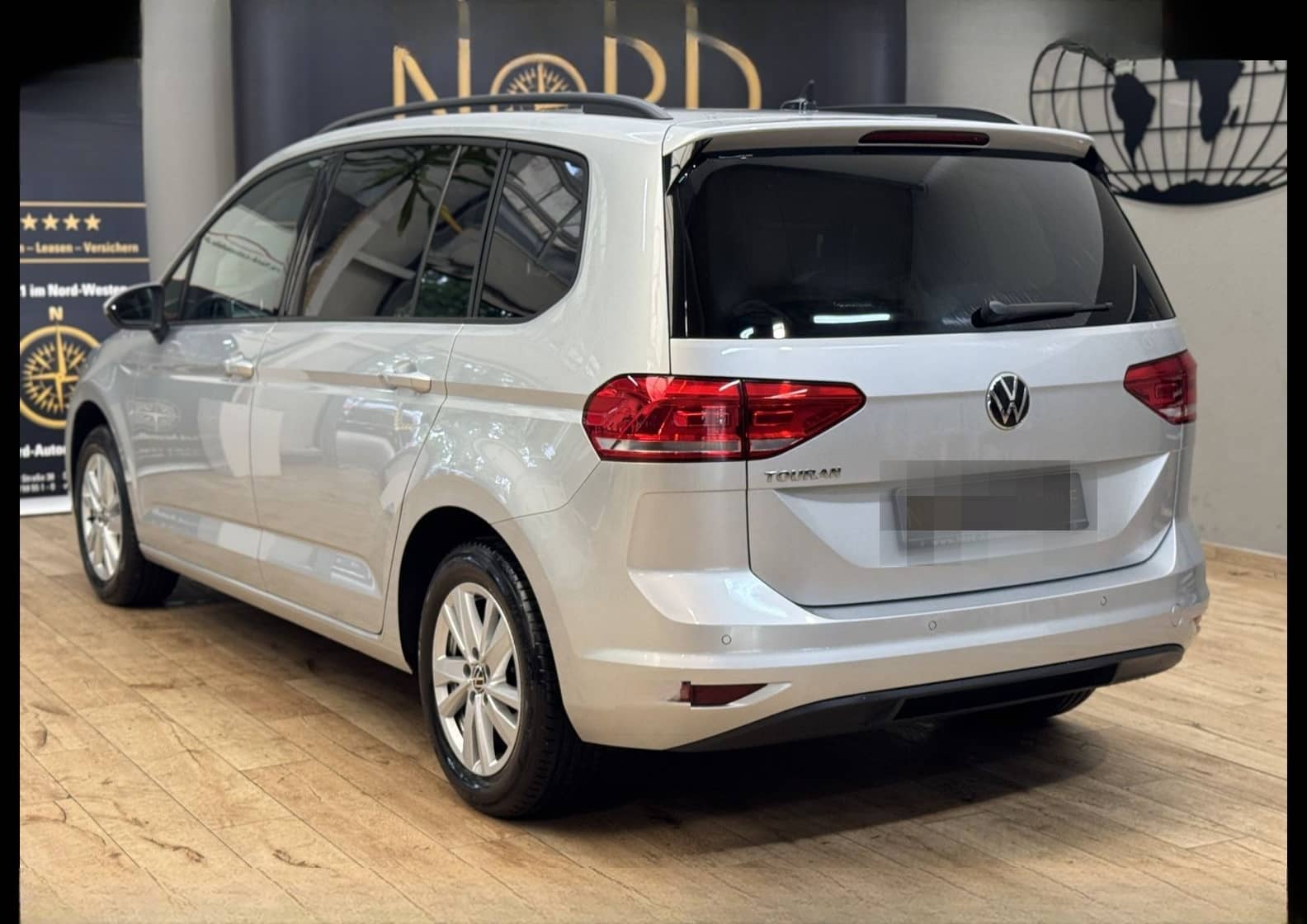 Volkswagen Touran Comfortline 2.0 TDI DSG App Connect/LED/ foto 7