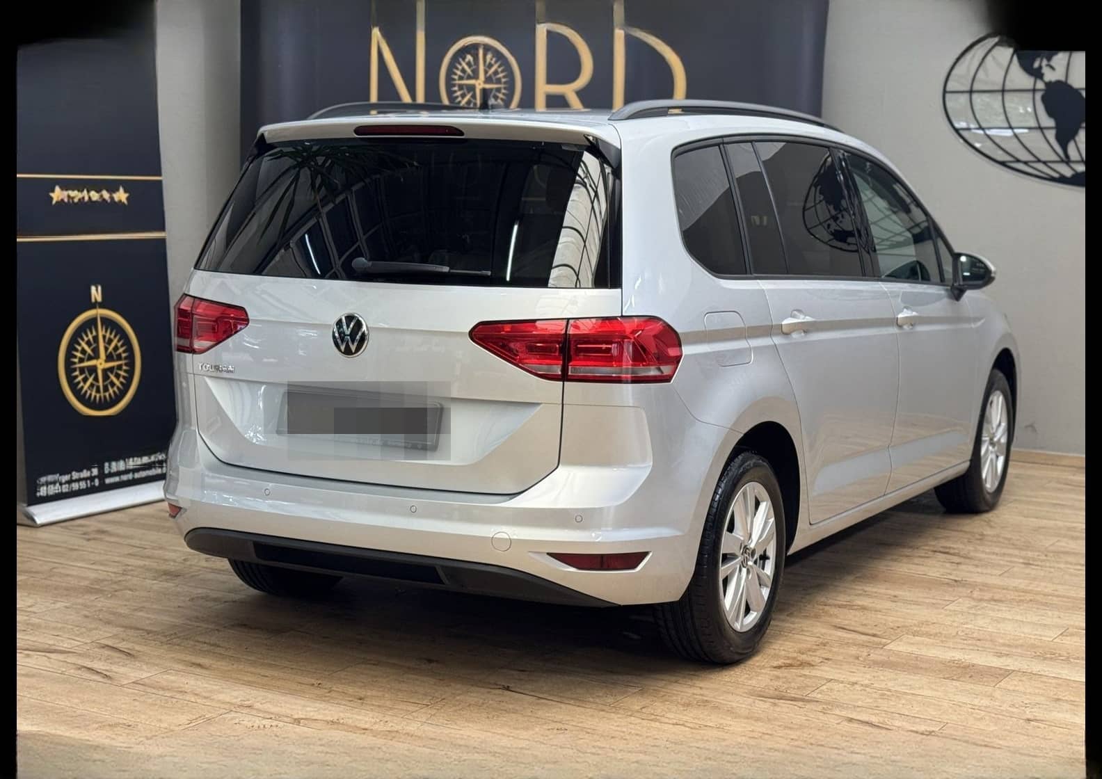 Volkswagen Touran Comfortline 2.0 TDI DSG App Connect/LED/ foto 9