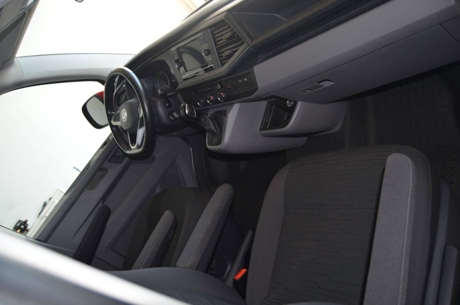 Volkswagen T6.1 ABTe Caravelle Elektro LR*8Sitzer* foto 13