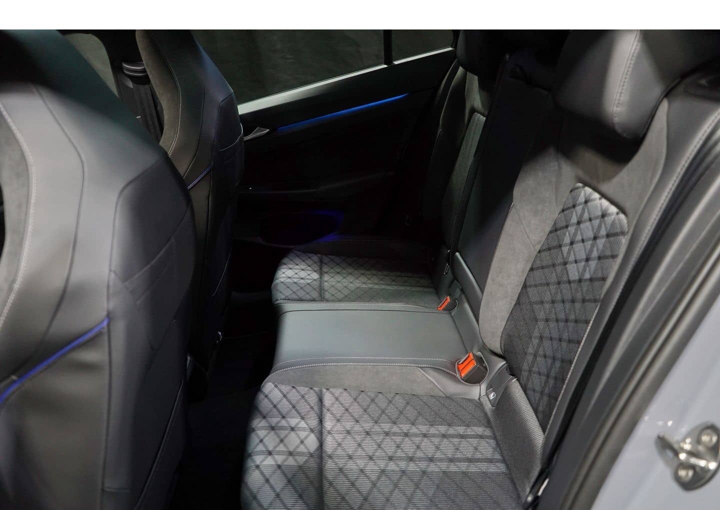 Volkswagen Golf Variant R-Line 2.0 TDI AHK PANO Technikpake foto 11