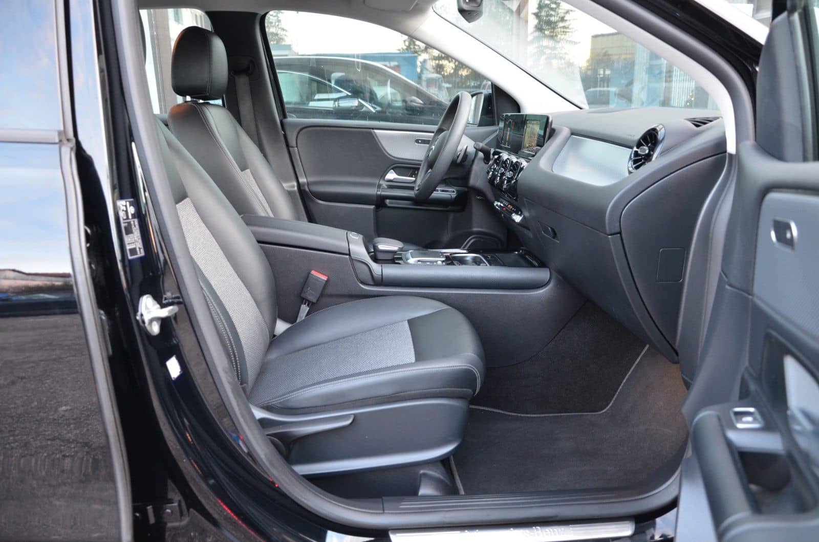 Mercedes-Benz B 200 4-MATIC Aut,Alu,Klima,Navi,PDC,Shz,Tel,AHK foto 13